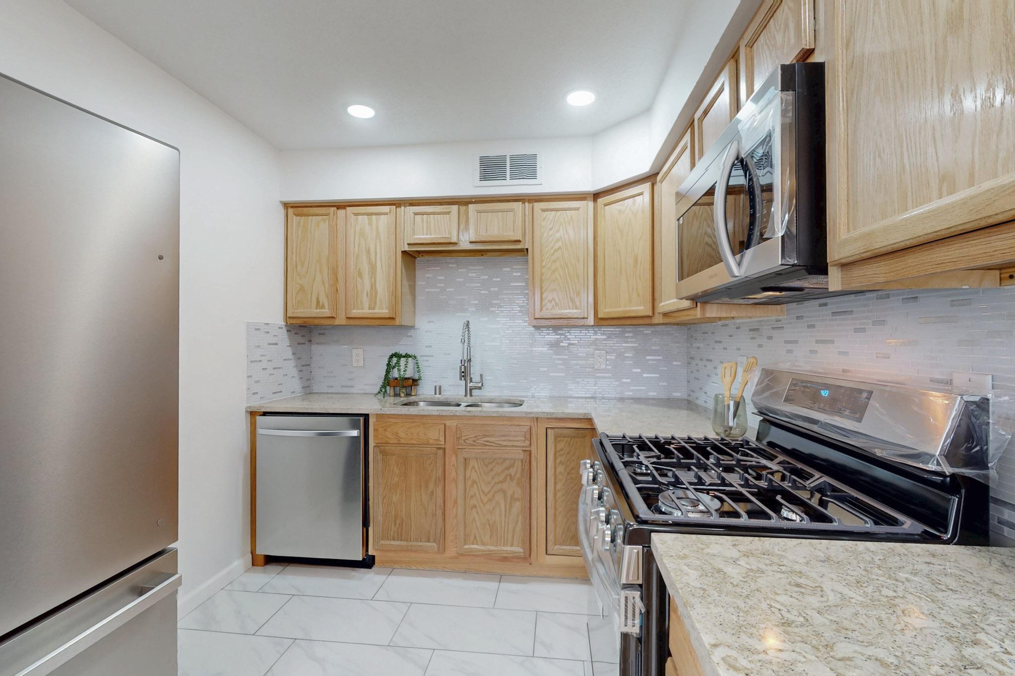 402 Calle Del Sol