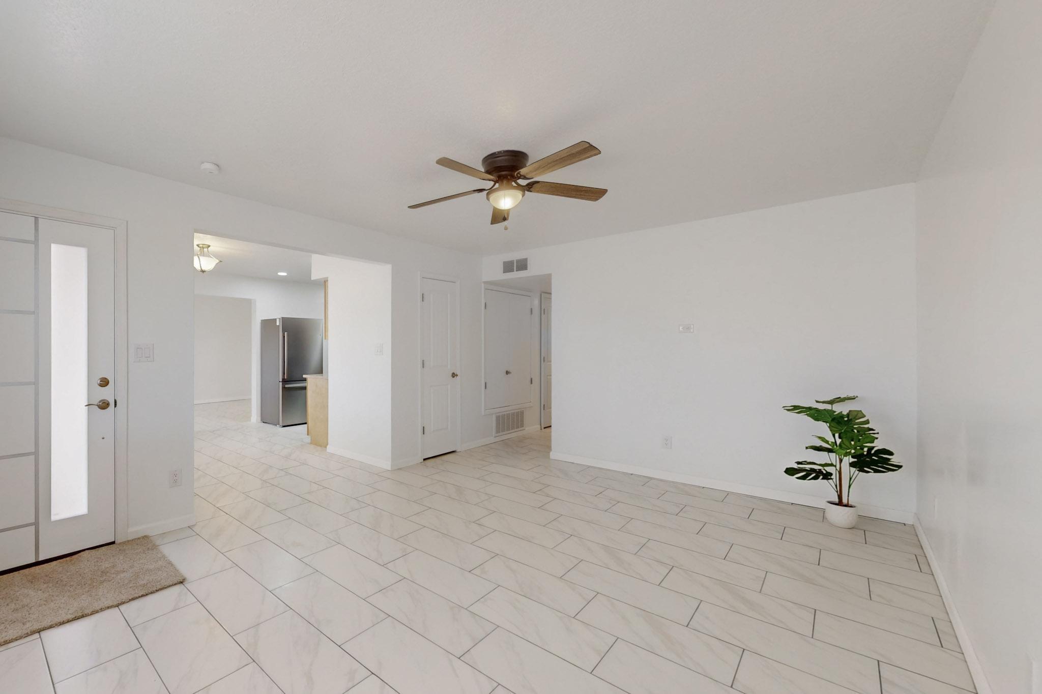 402 Calle Del Sol