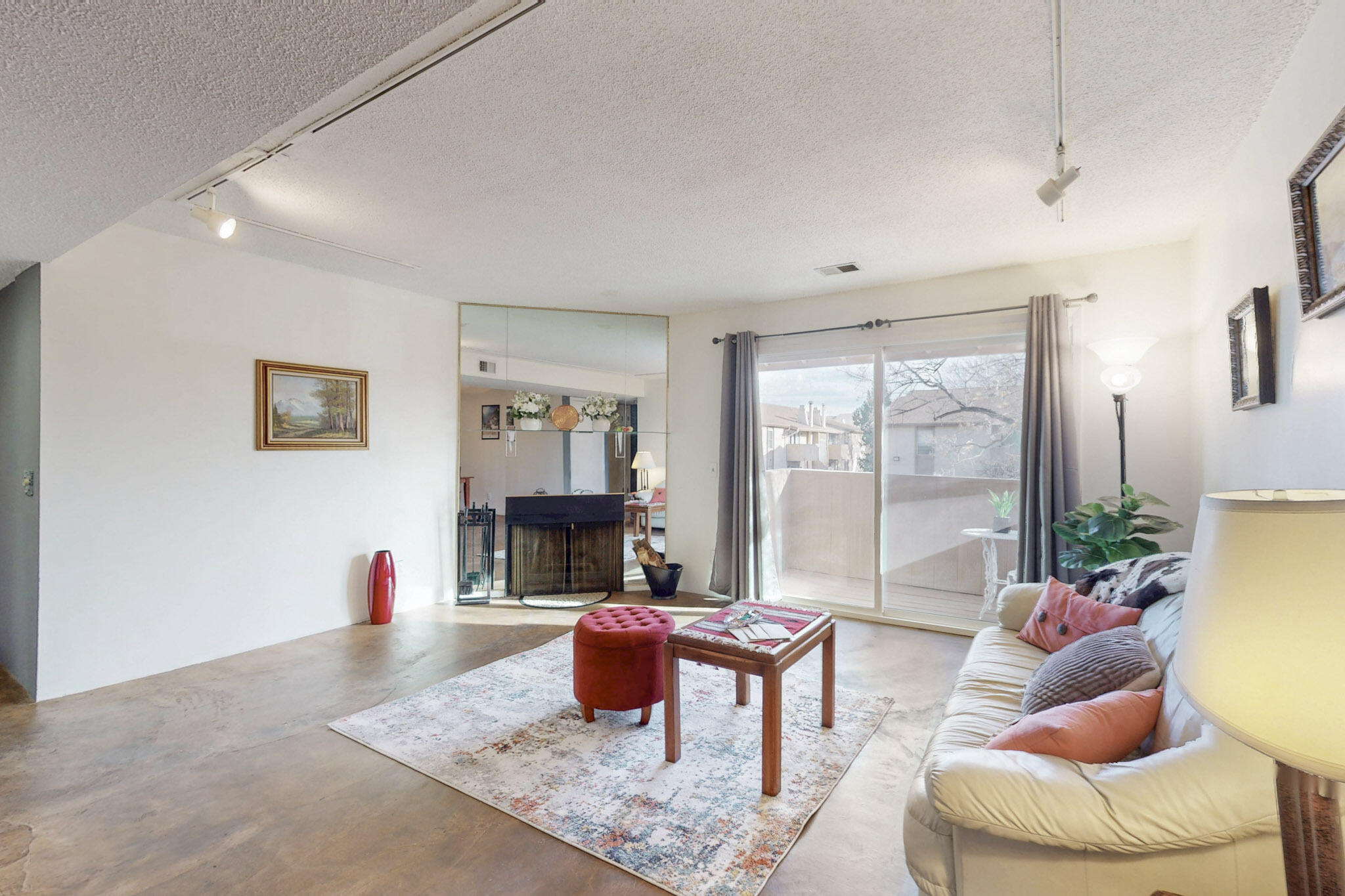 3847 MONTGOMERY Boulevard NE 935