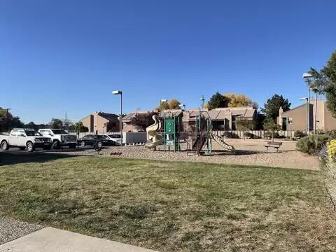 3847 MONTGOMERY Boulevard NE 935