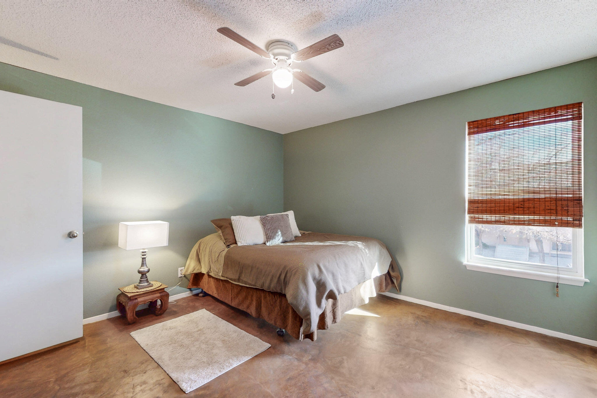 3847 MONTGOMERY Boulevard NE 935