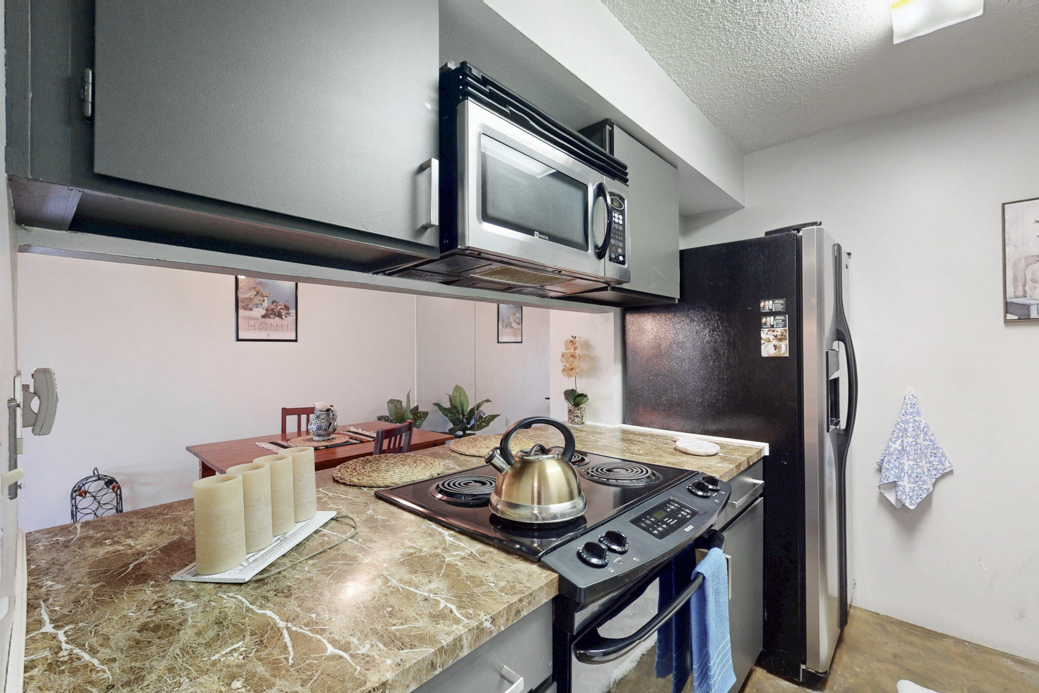 3847 MONTGOMERY Boulevard NE 935