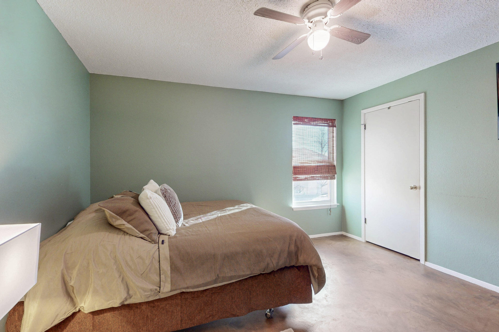 3847 MONTGOMERY Boulevard NE 935