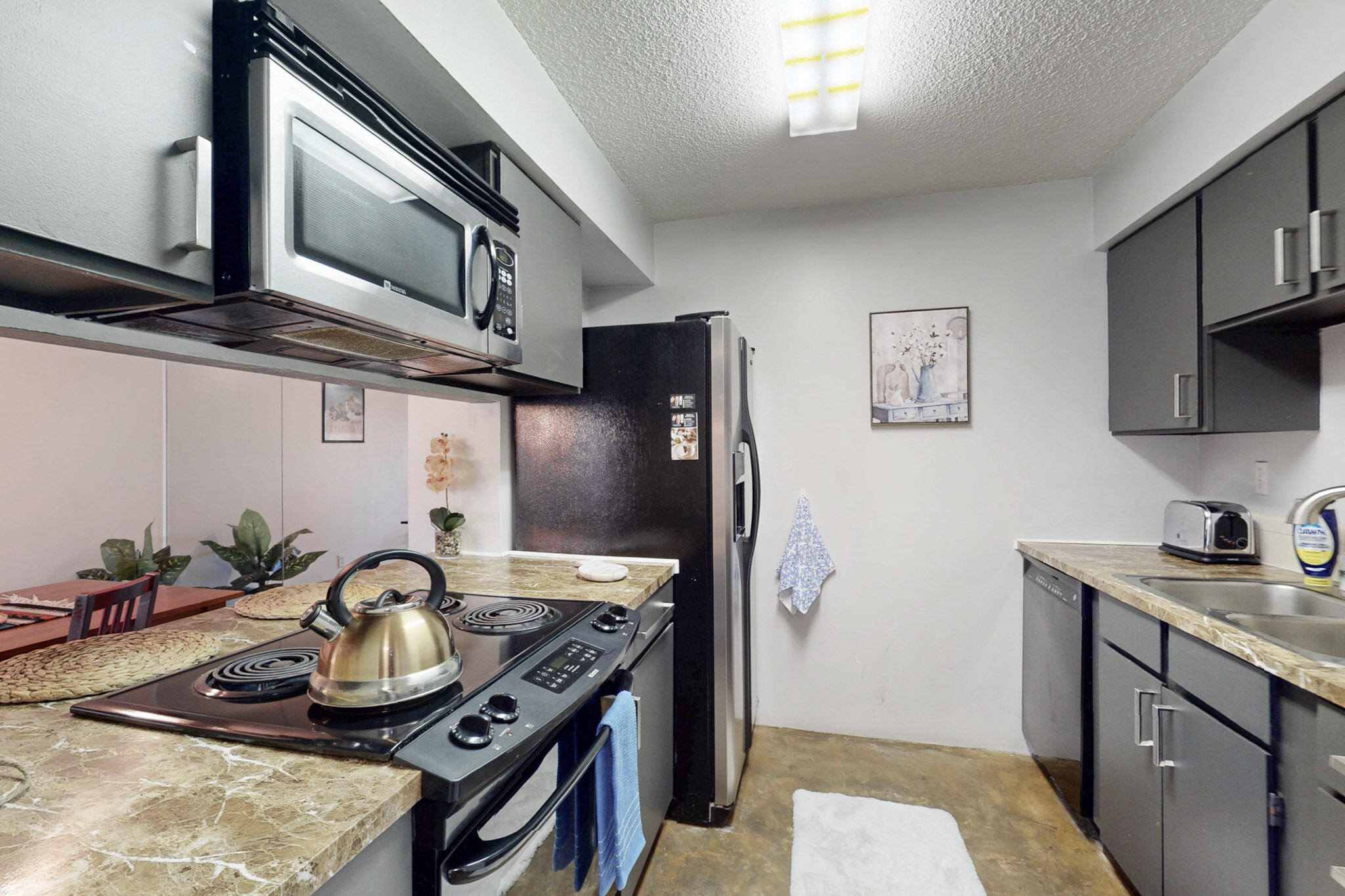 3847 MONTGOMERY Boulevard NE 935