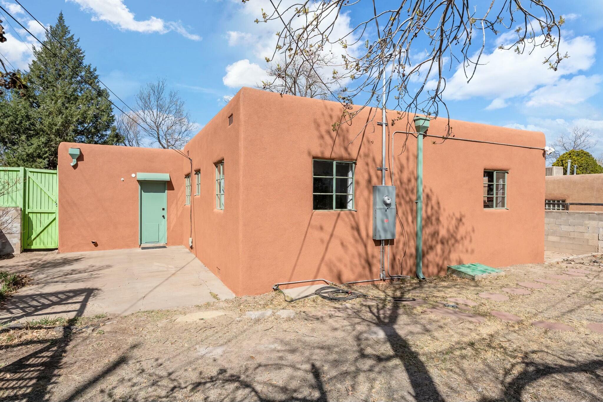 1504 PRINCETON Drive SE