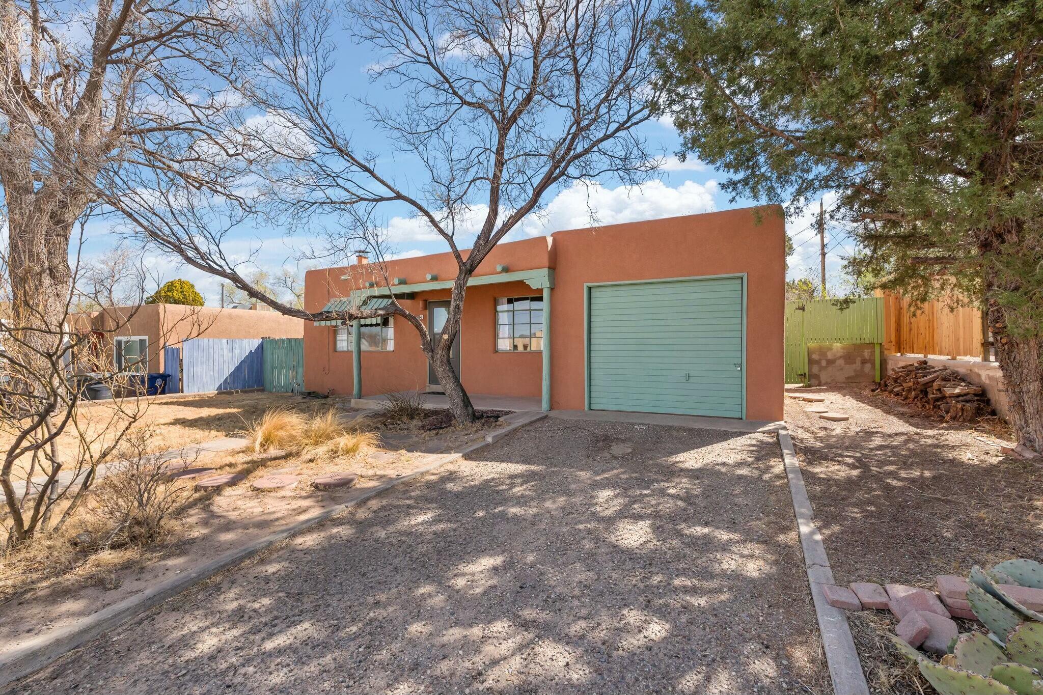 1504 PRINCETON Drive SE