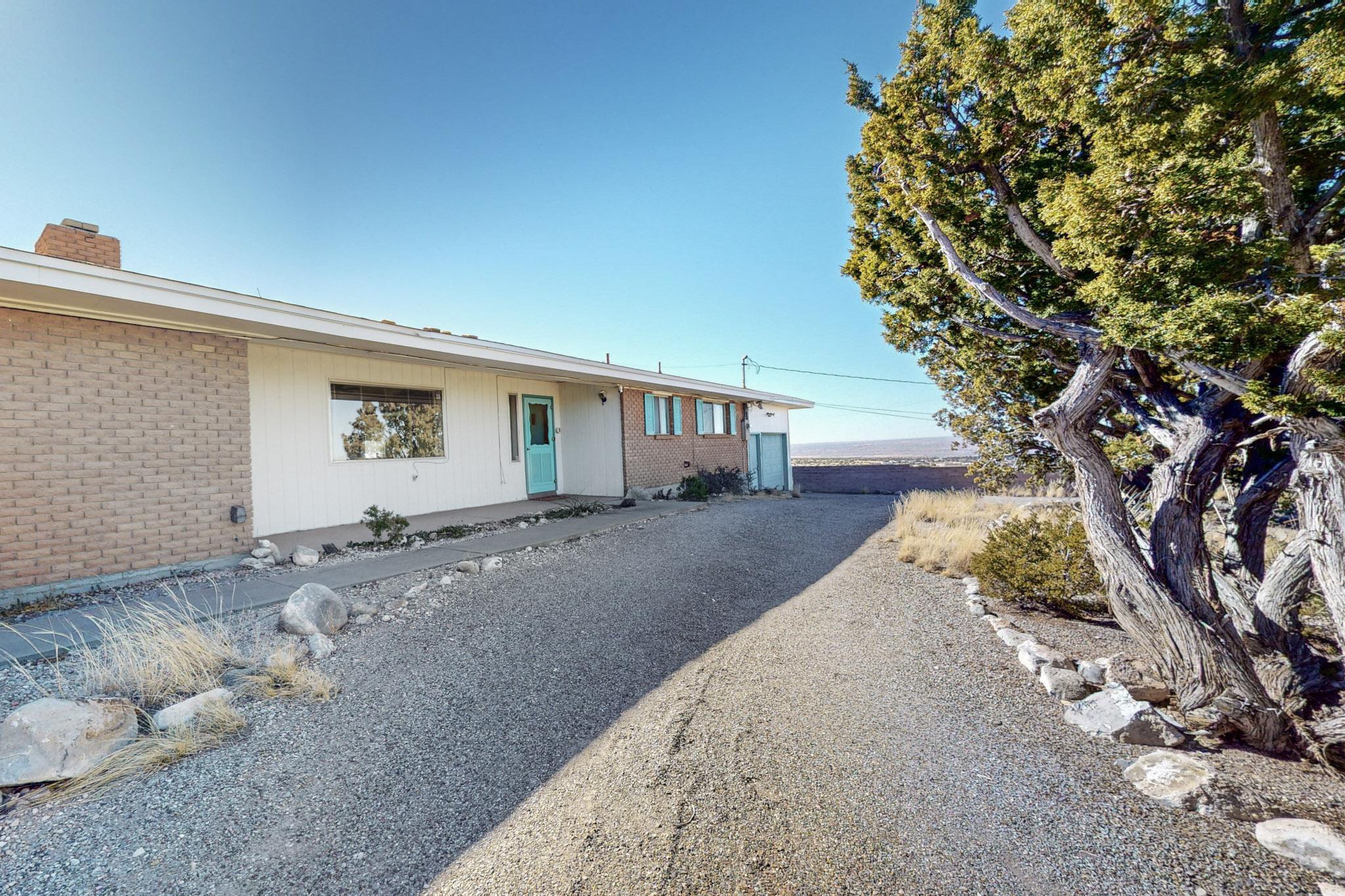 76 Sandia Lane