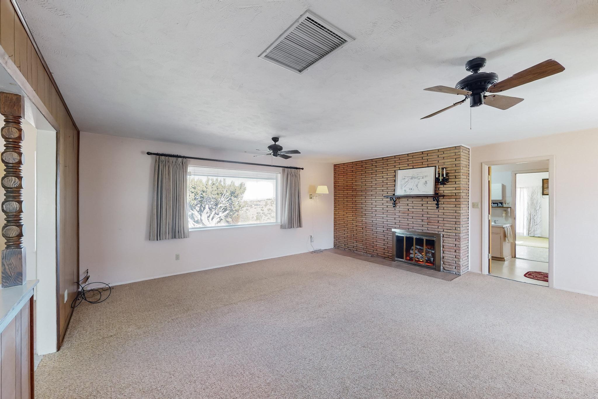 76 Sandia Lane