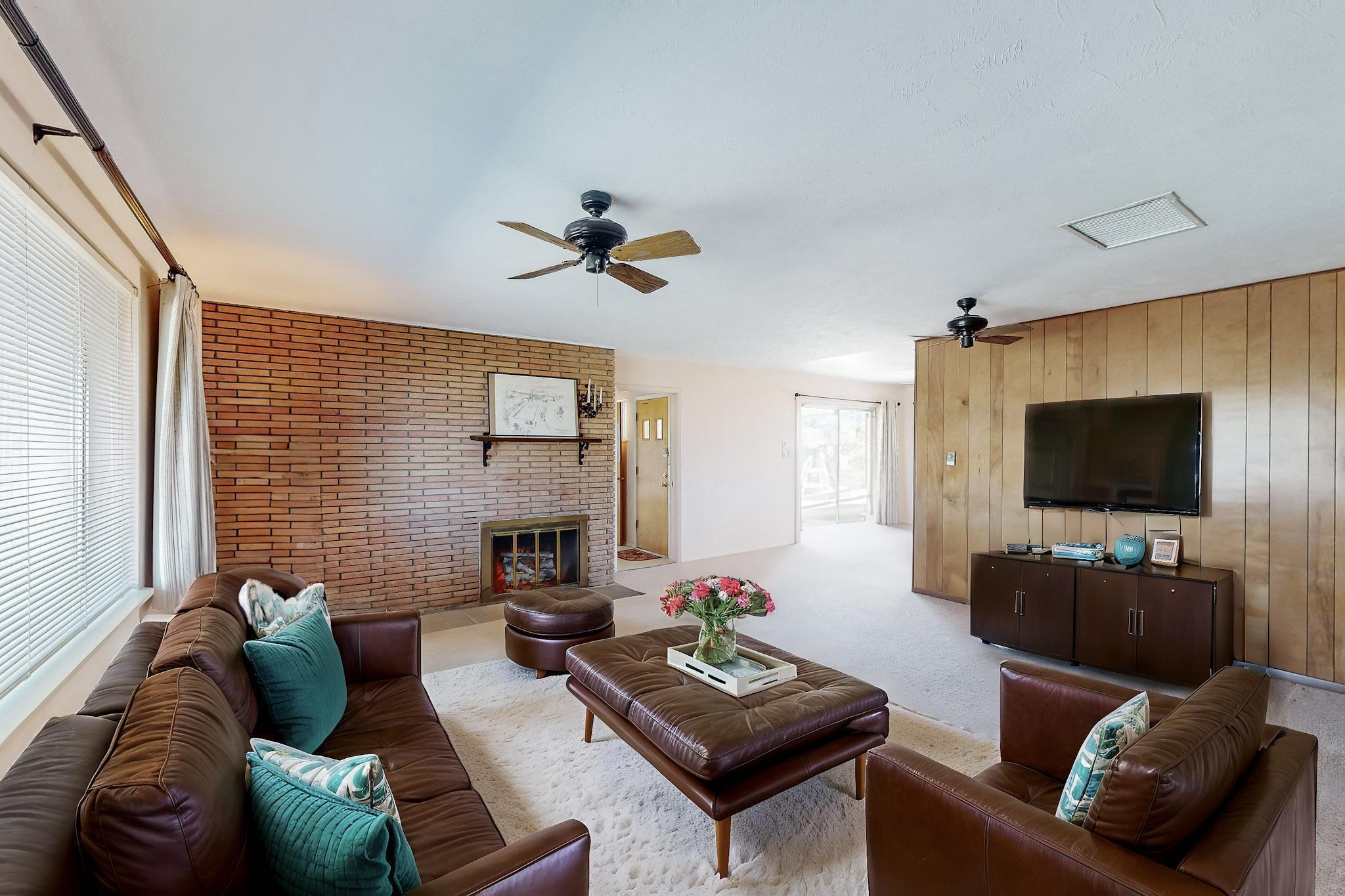 76 Sandia Lane
