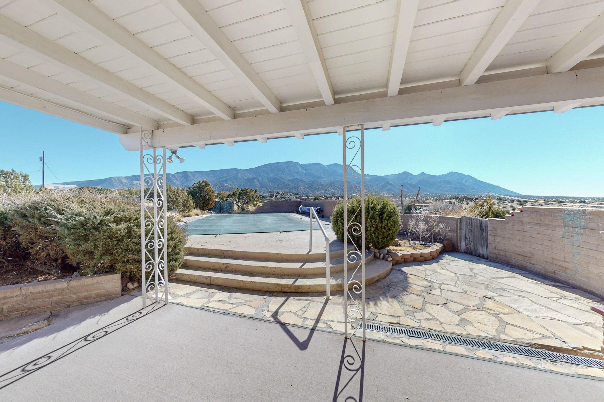 76 Sandia Lane