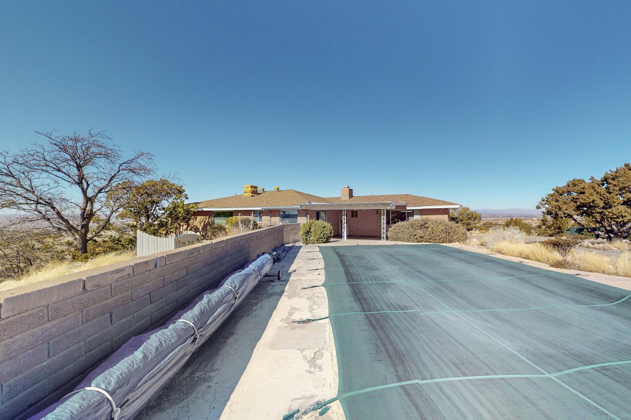 76 Sandia Lane