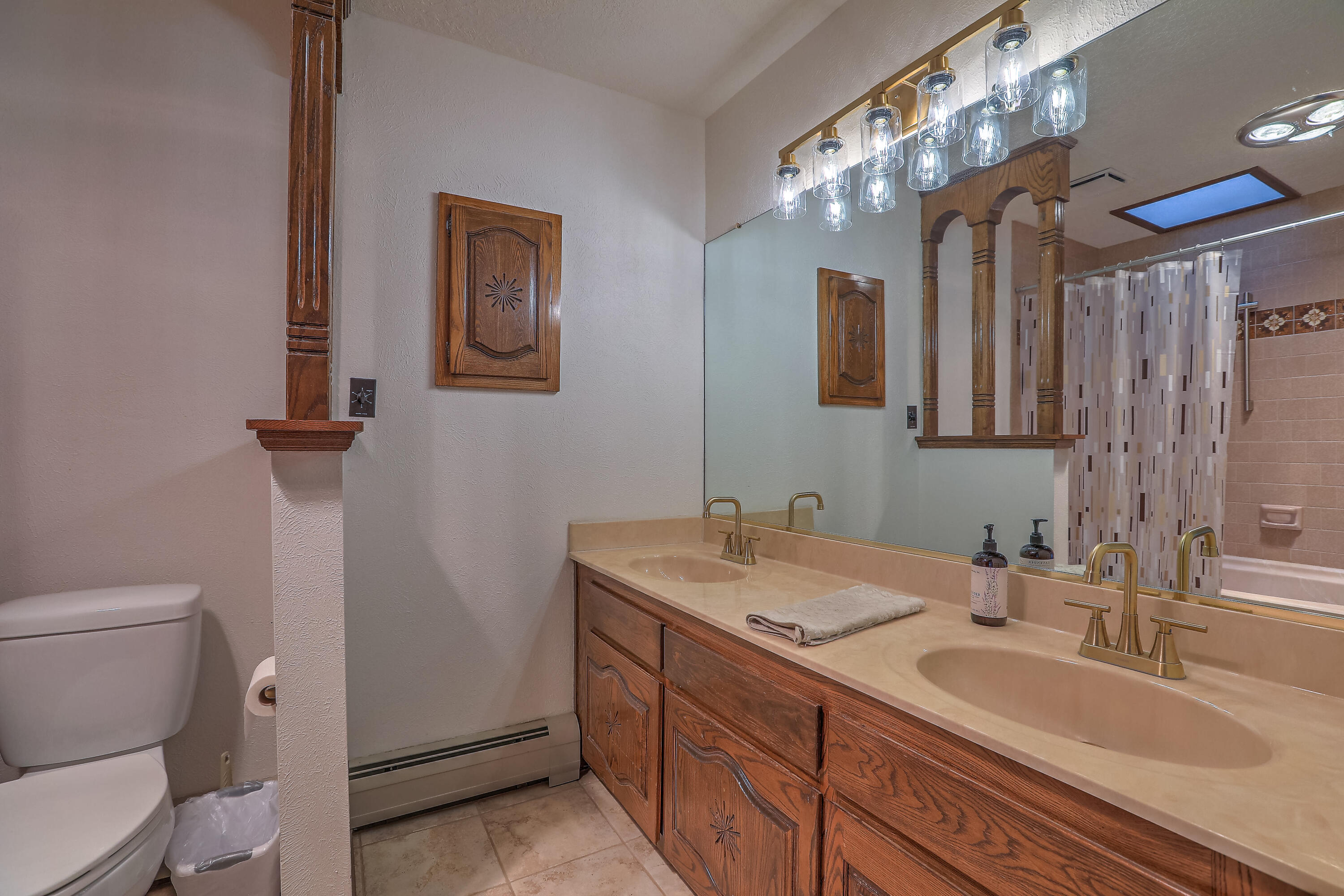 3800 CALLE CASTANO NE