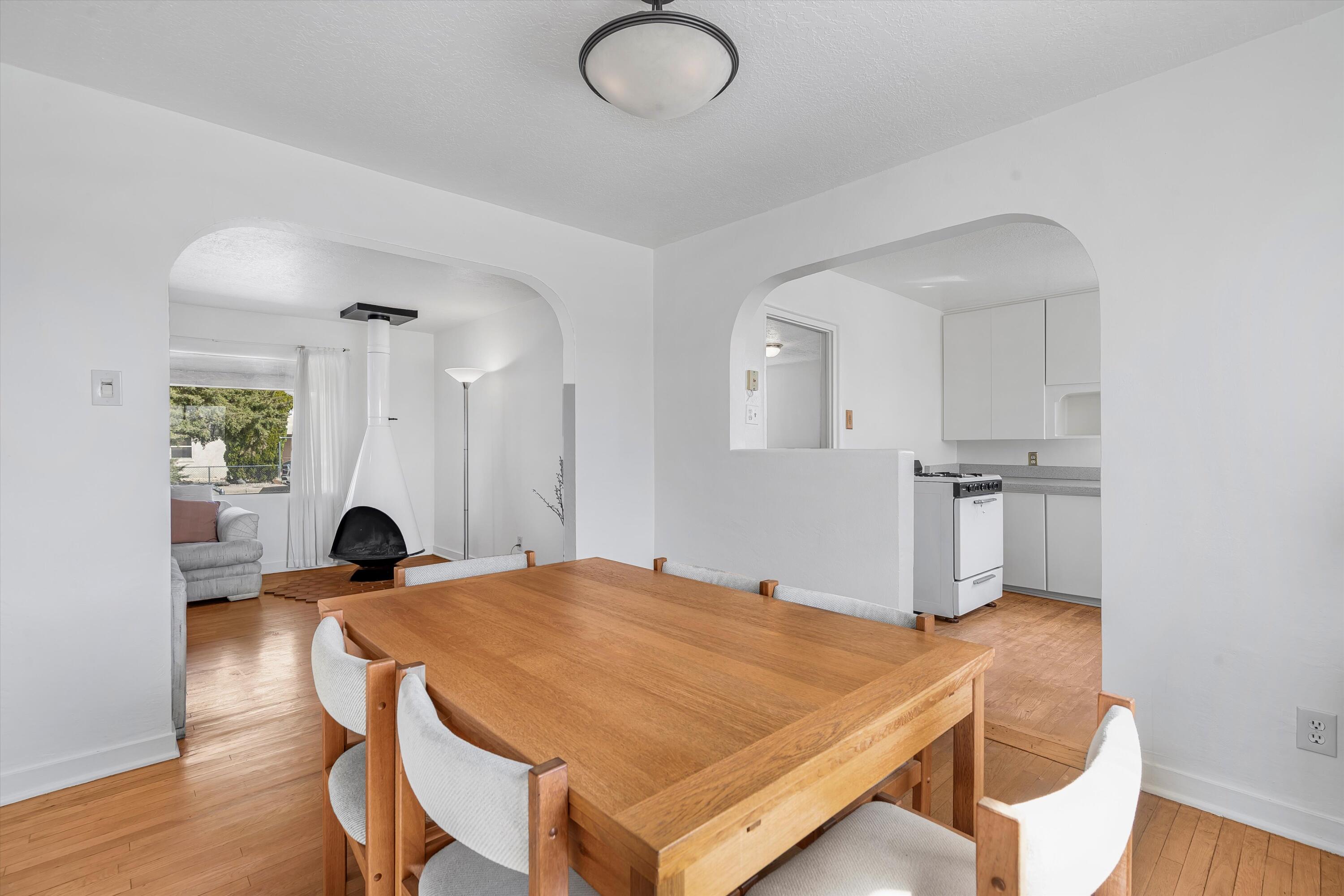 508 PONDEROSA Avenue NW