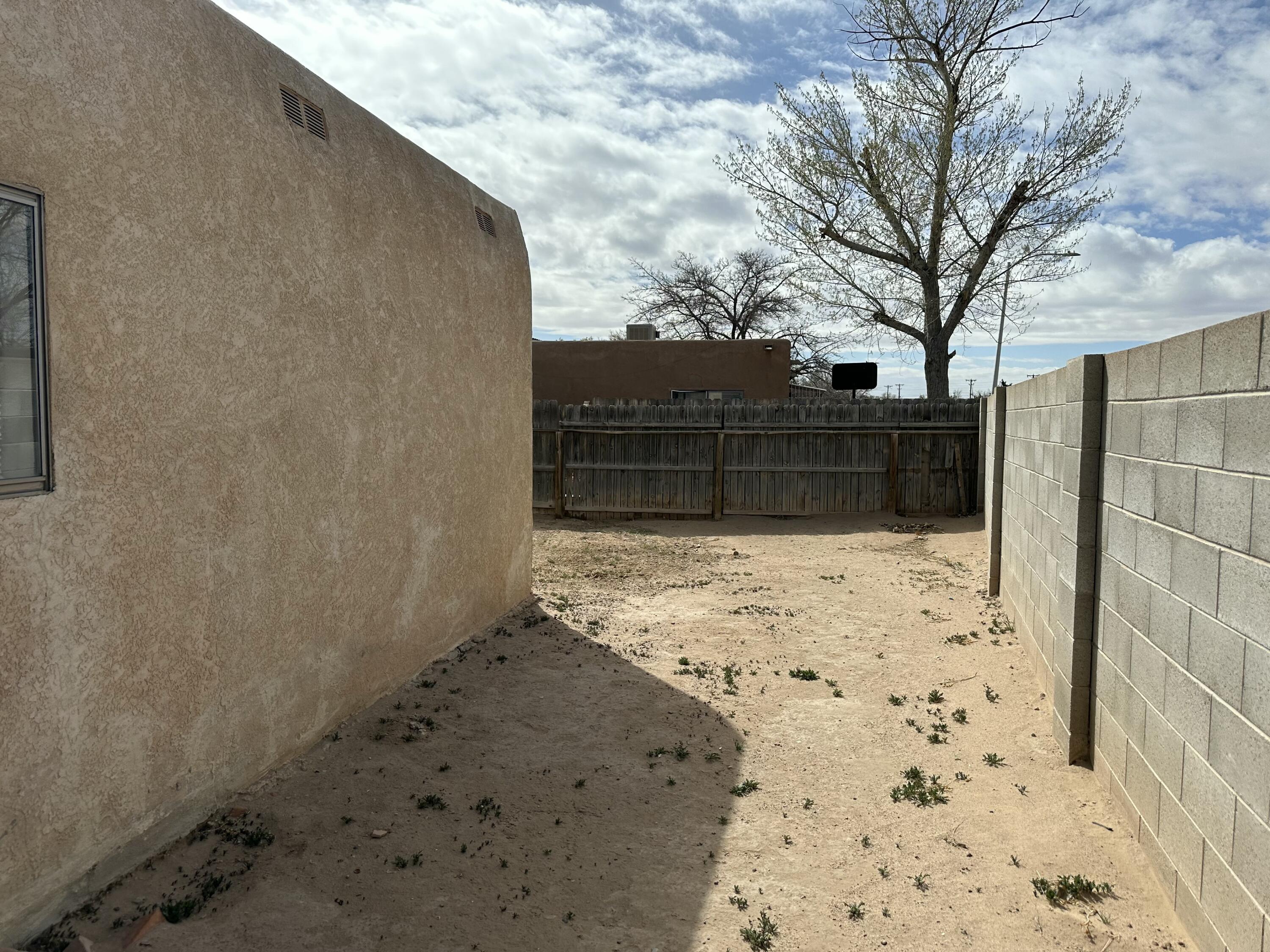 5128 ALPHA Avenue NW