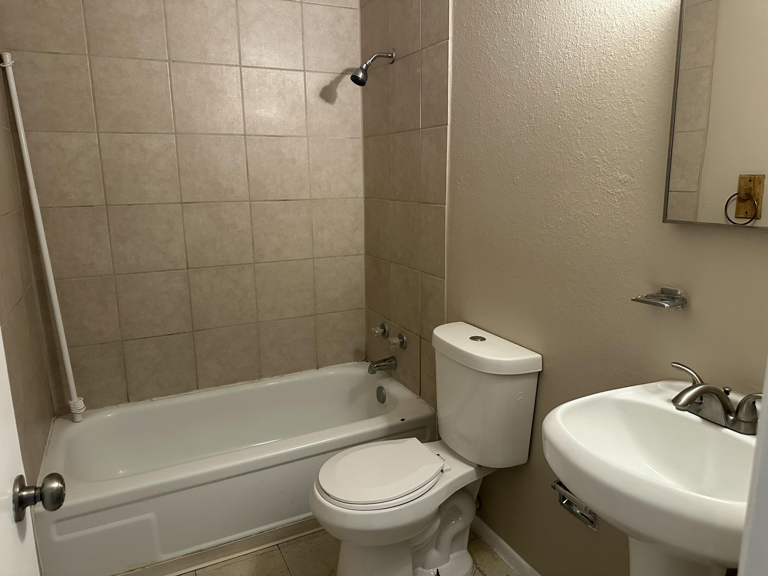 5128 ALPHA Avenue NW