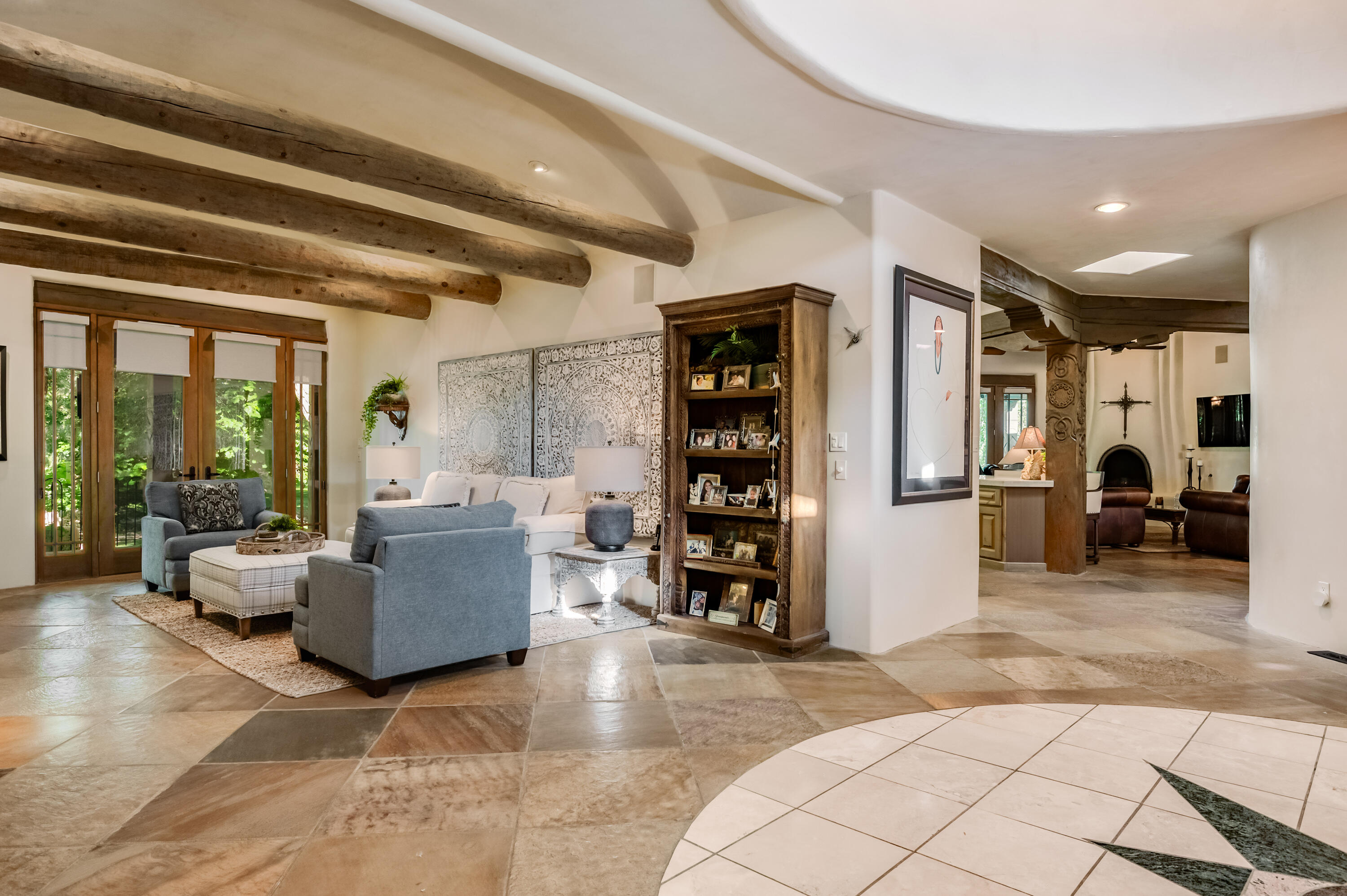 903 CAMINO VISTA RIO