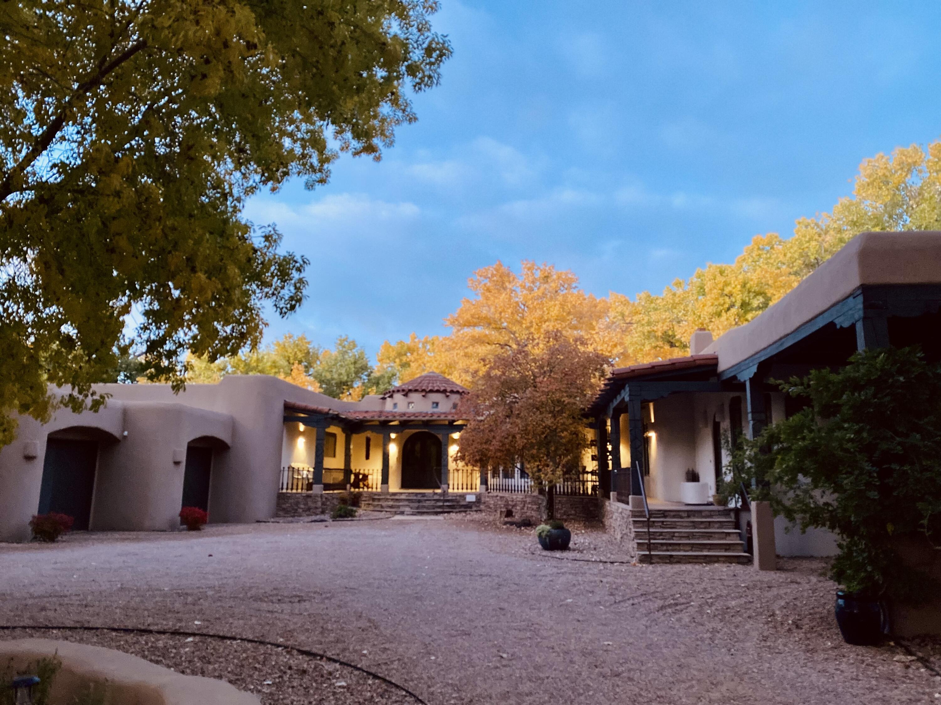 903 CAMINO VISTA RIO