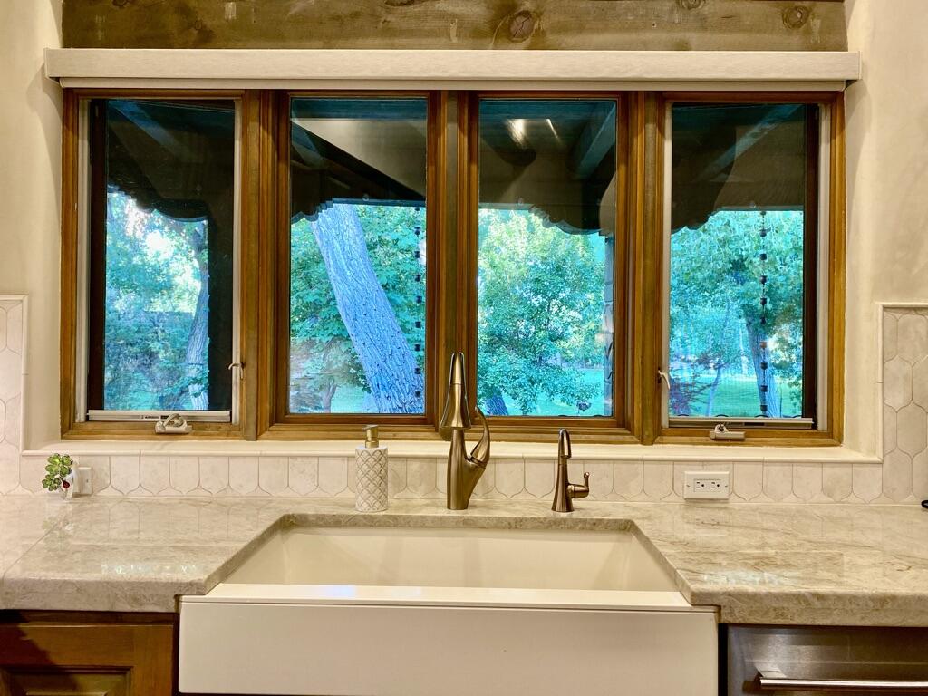 903 CAMINO VISTA RIO