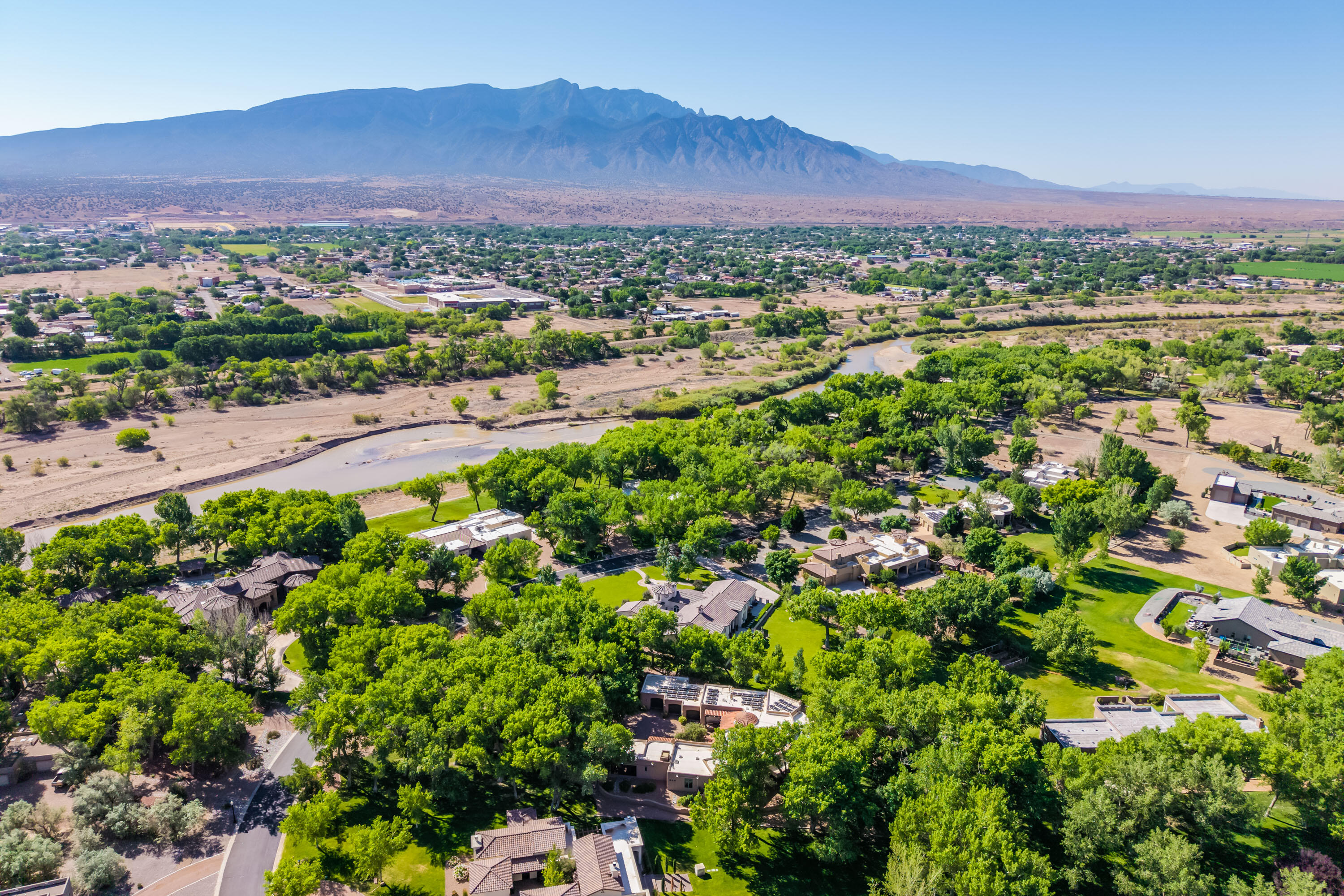 903 CAMINO VISTA RIO