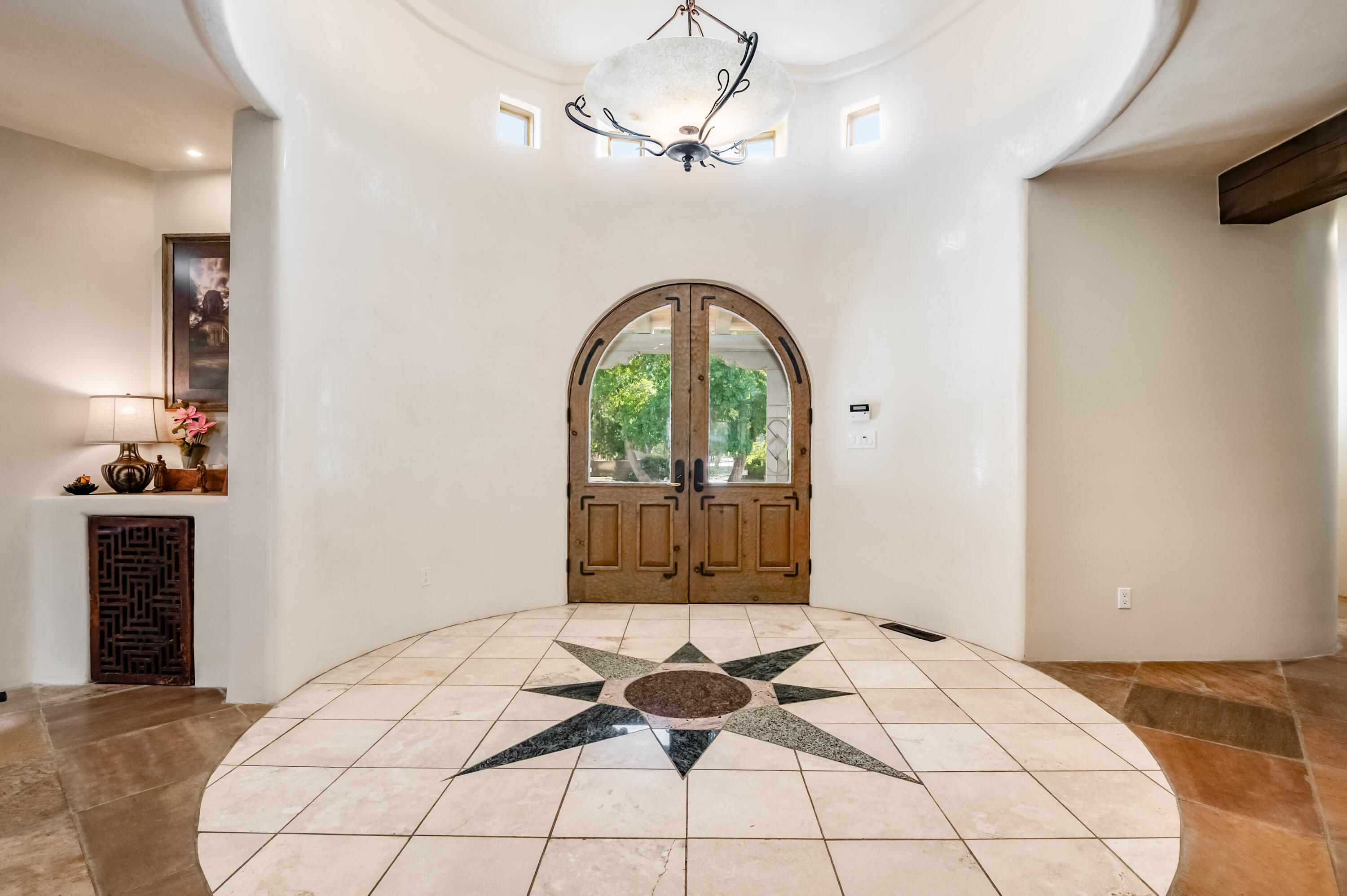 903 CAMINO VISTA RIO
