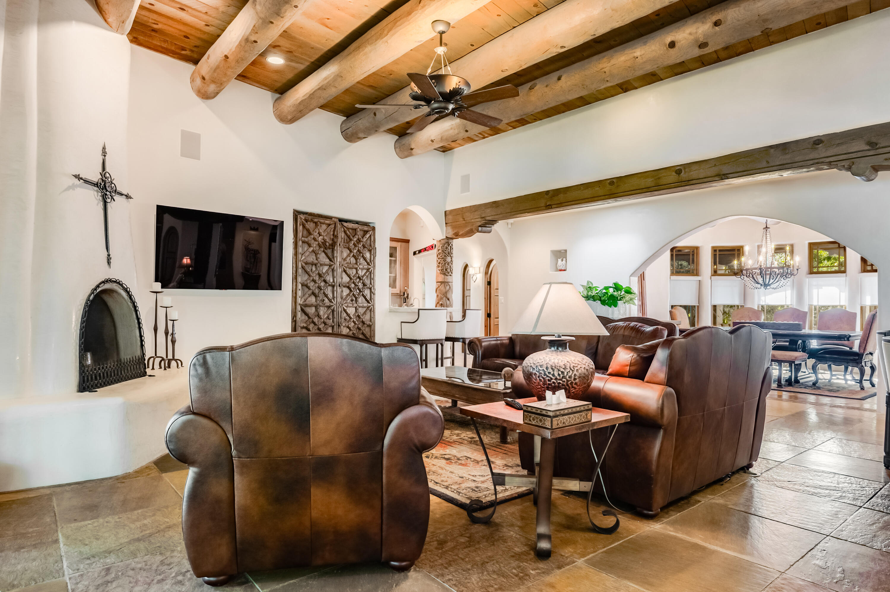903 CAMINO VISTA RIO