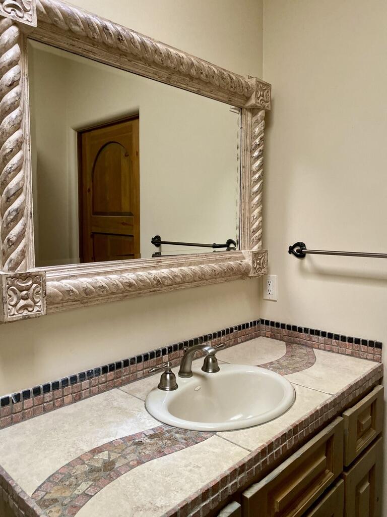 903 CAMINO VISTA RIO