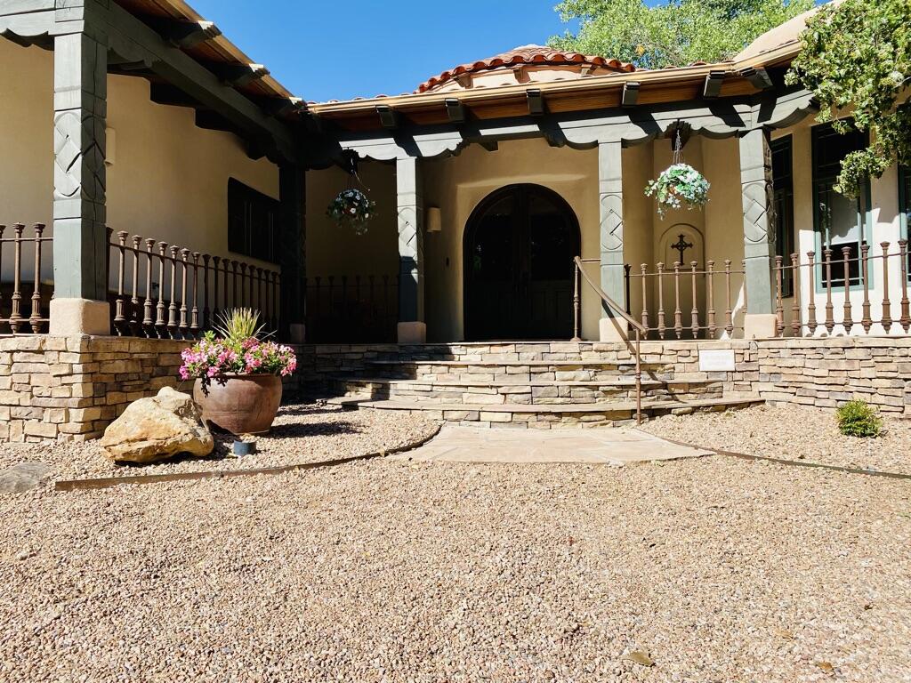 903 CAMINO VISTA RIO