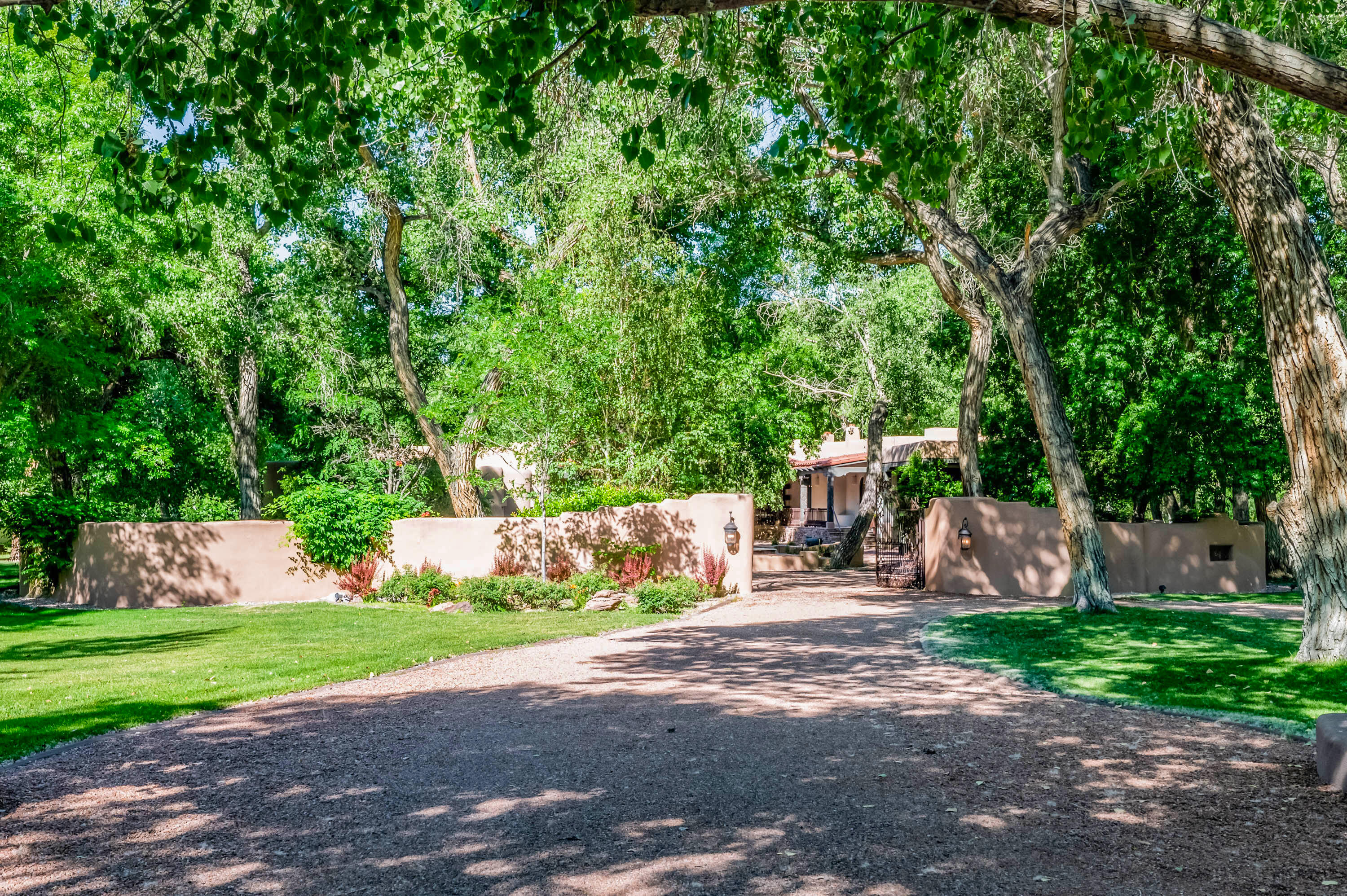 903 CAMINO VISTA RIO
