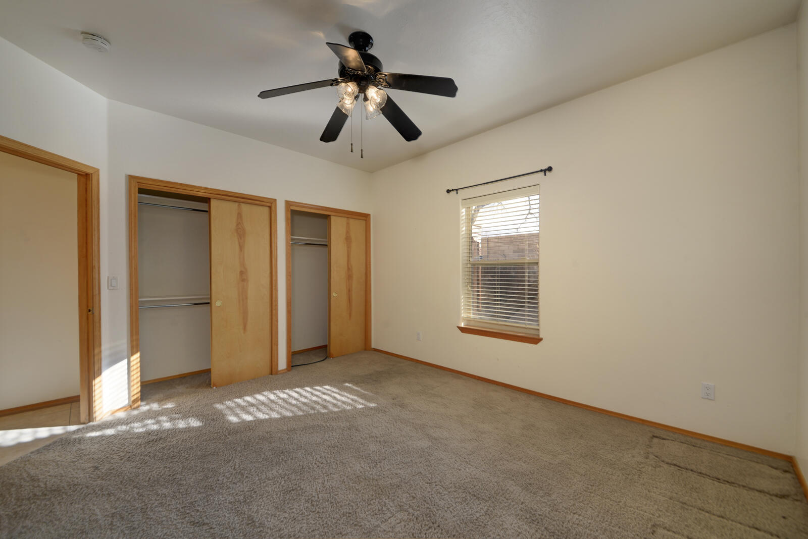 4612 CONGRESS Avenue NW