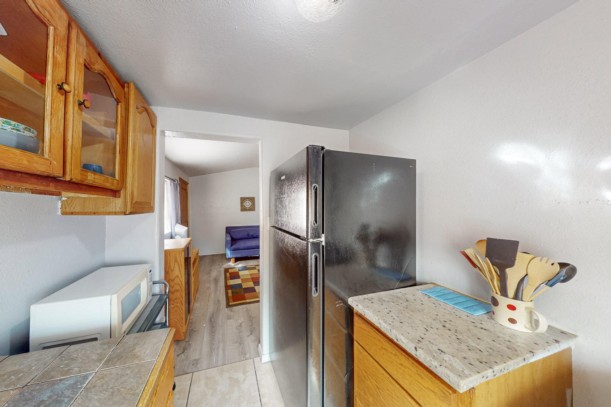 1533 HOOPER Road SW