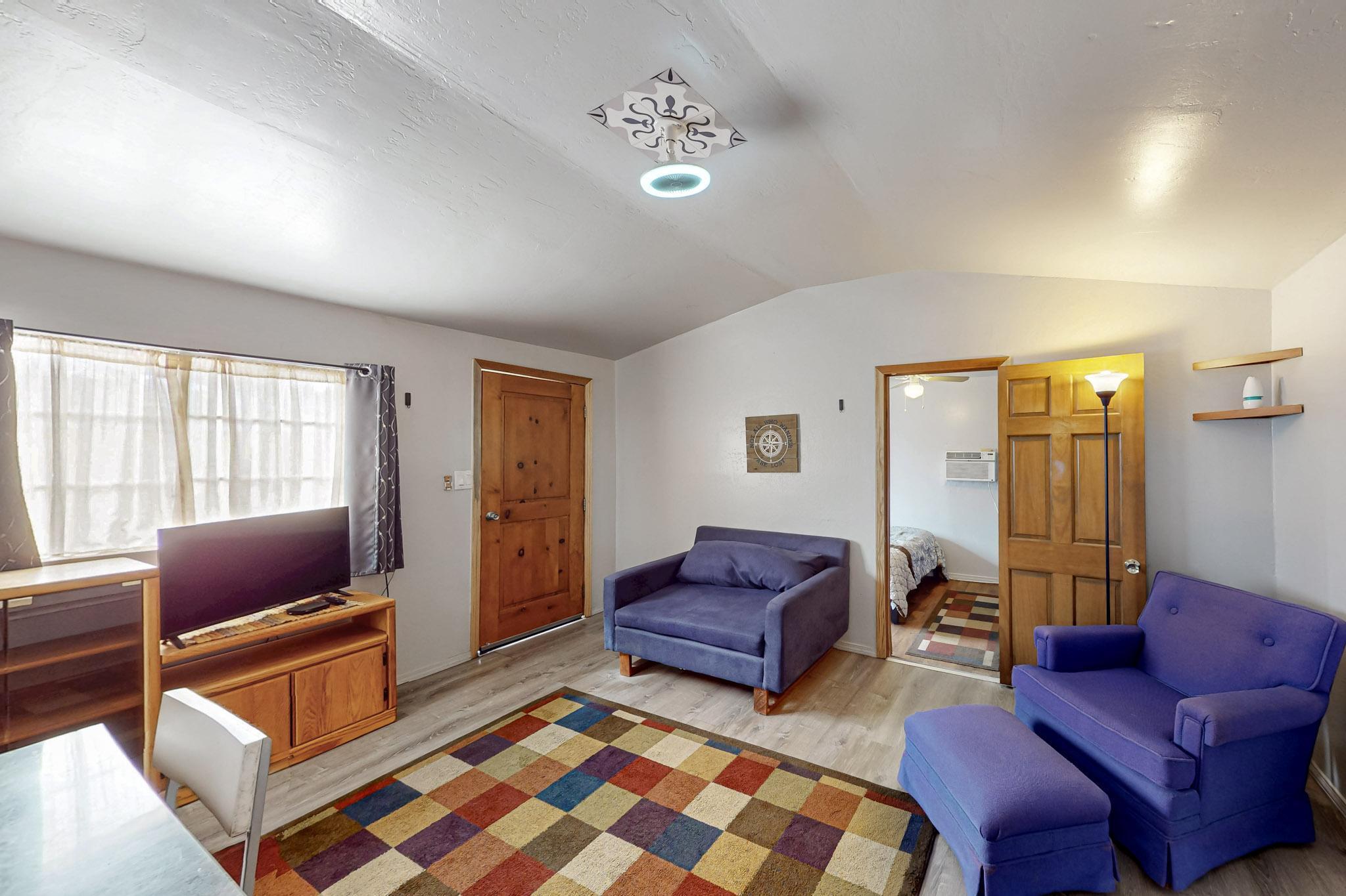 1533 HOOPER Road SW