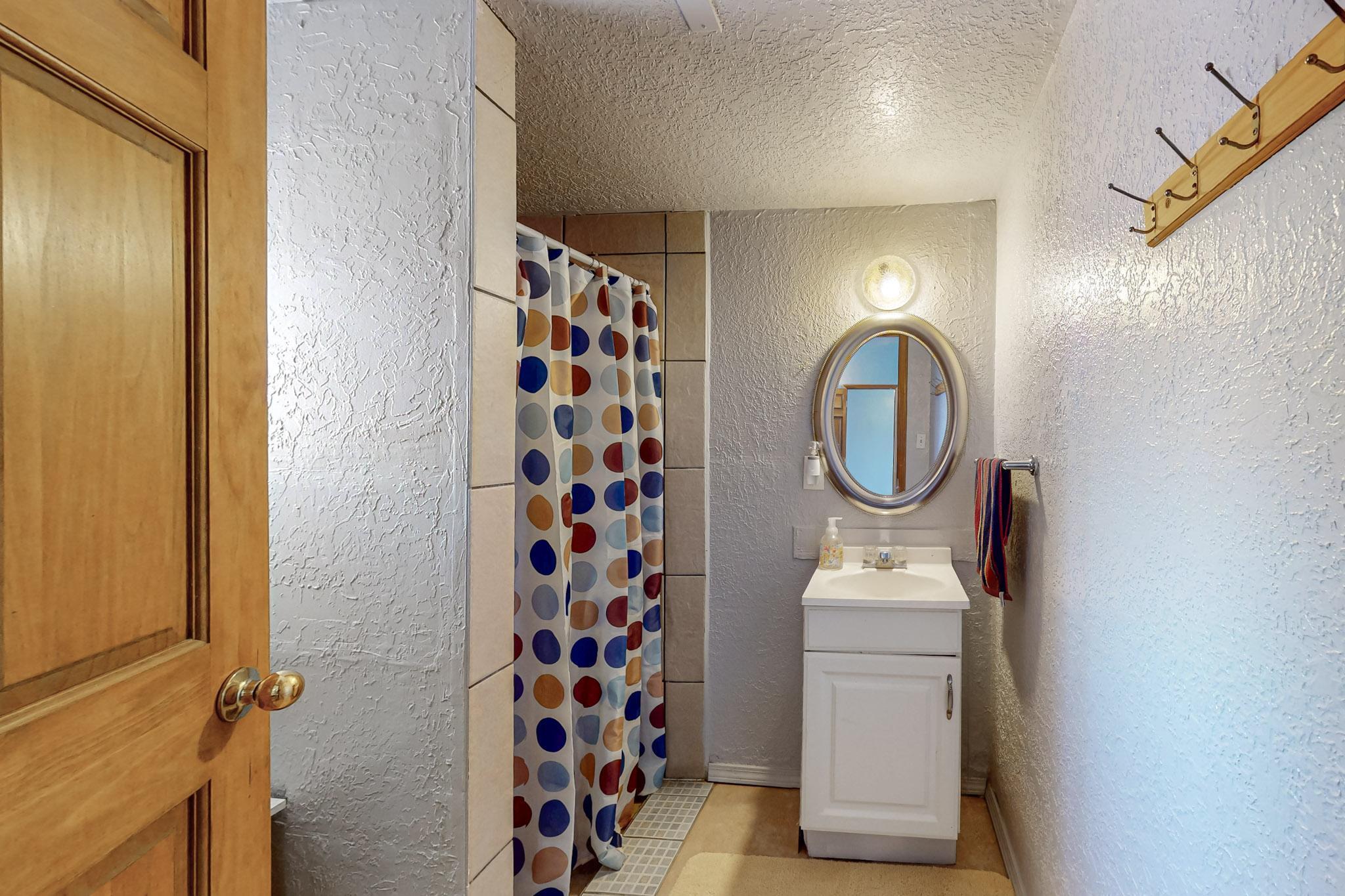 1533 HOOPER Road SW