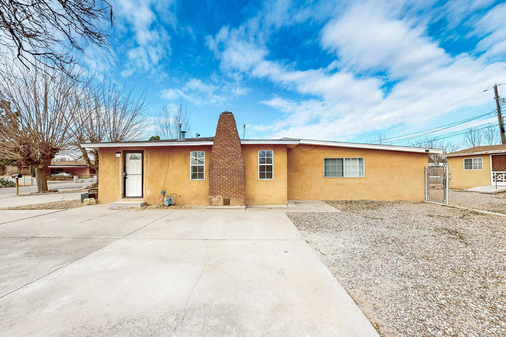 1533 HOOPER Road SW