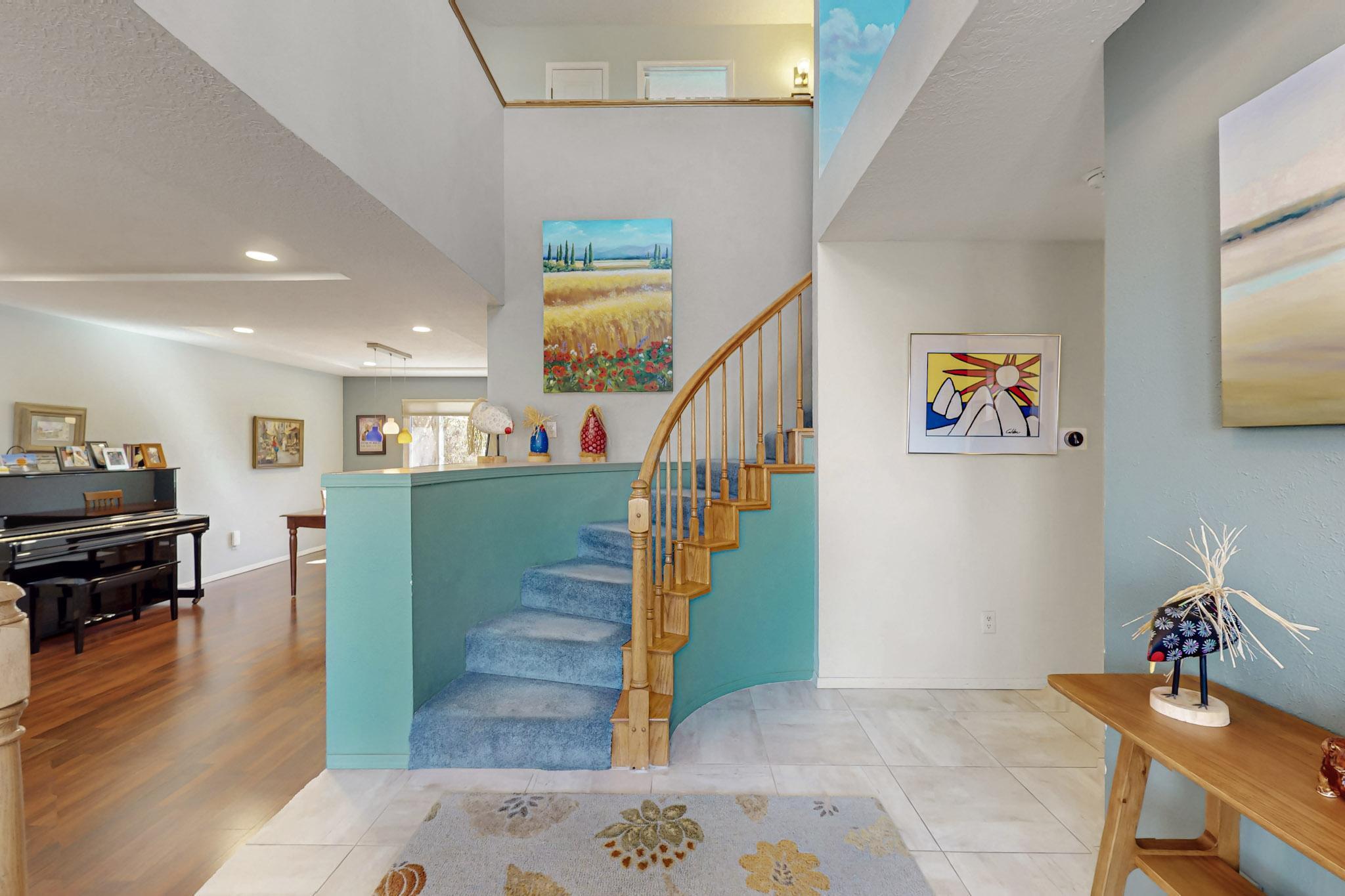 11500 SAN VICTORIO Avenue NE