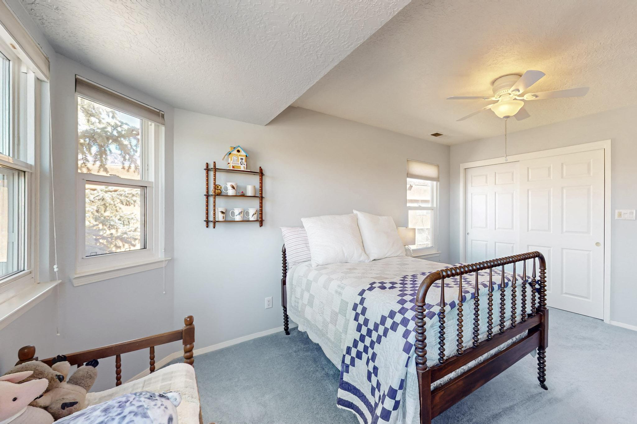 11500 SAN VICTORIO Avenue NE