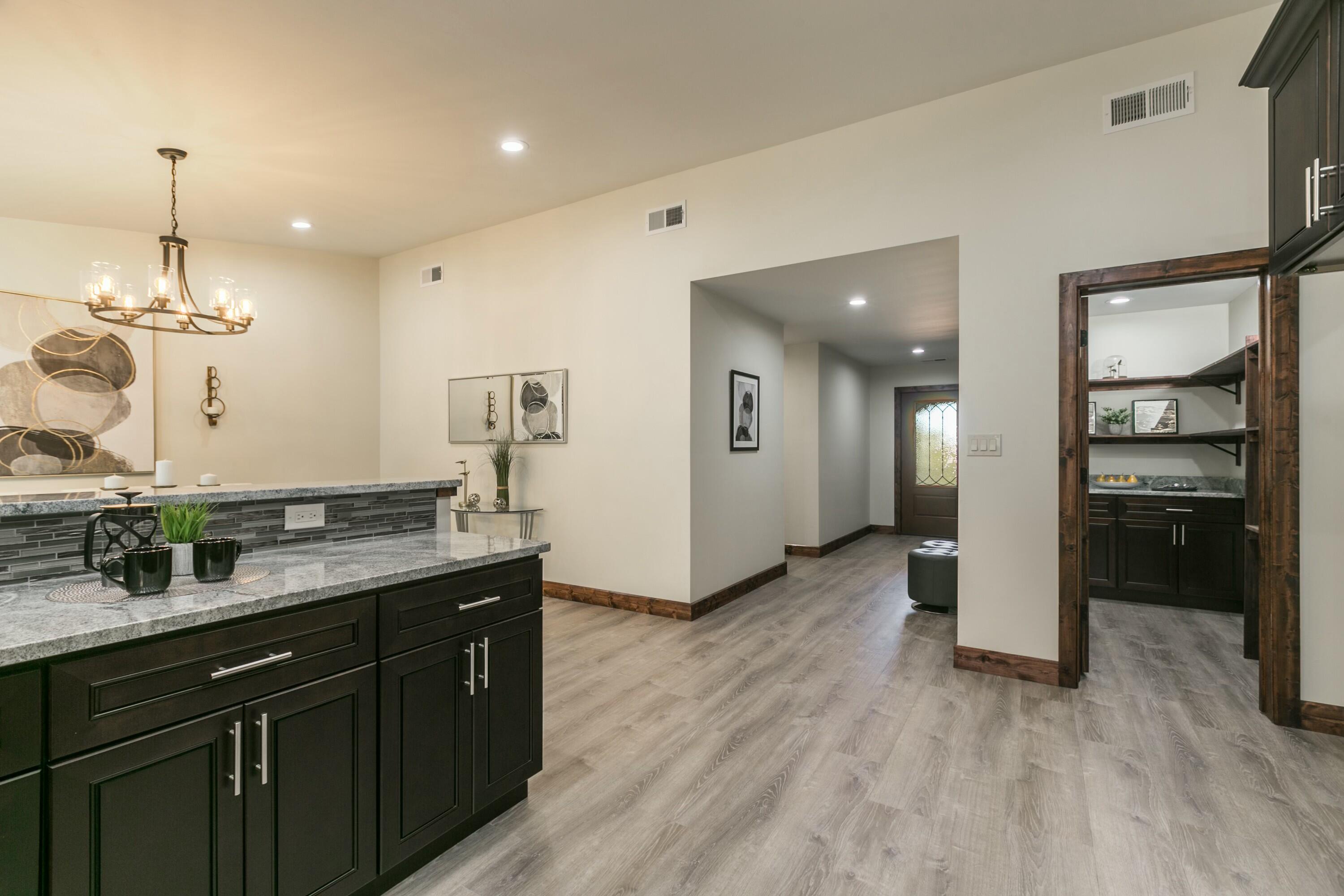 16 BRIARWOOD Court