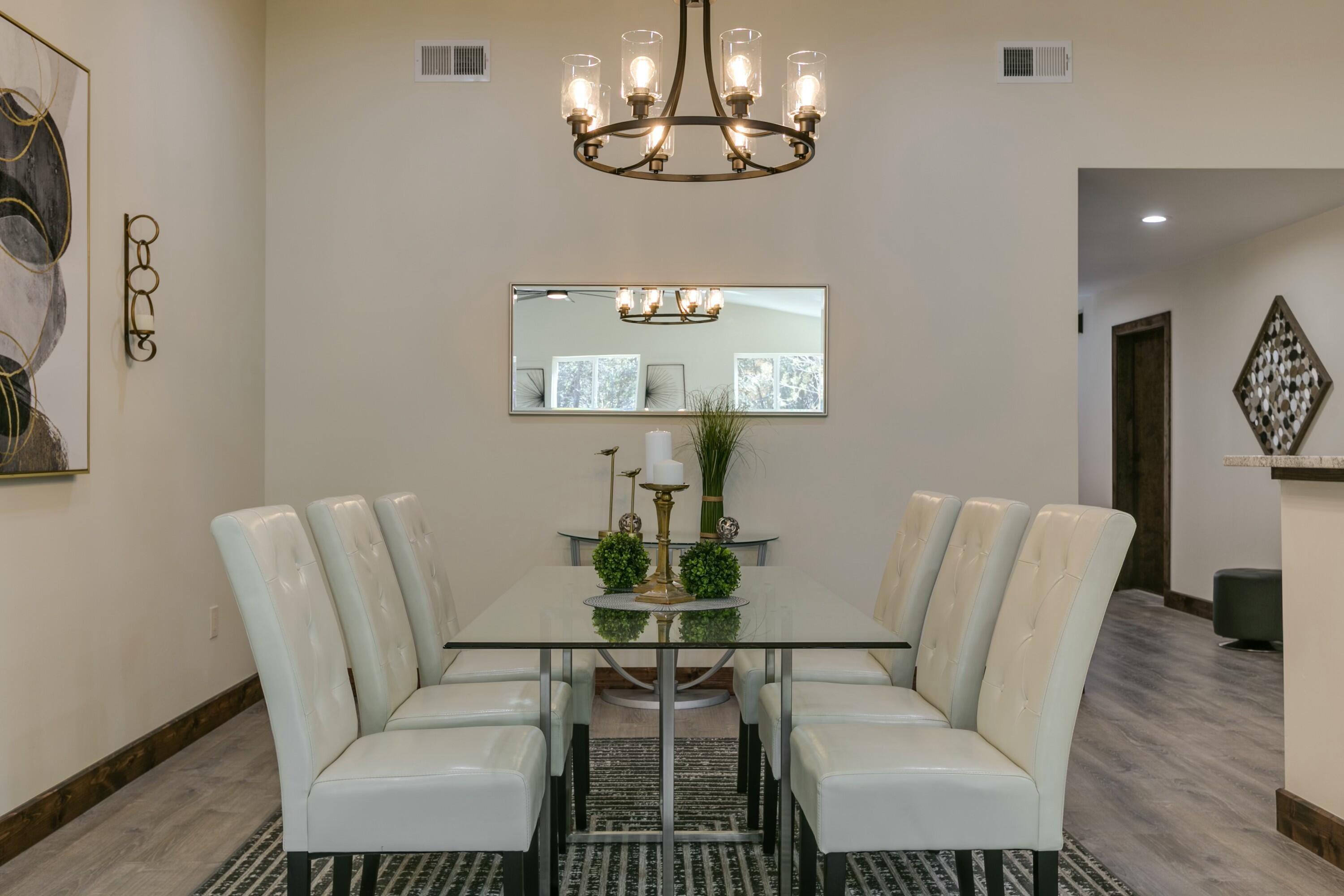 16 BRIARWOOD Court