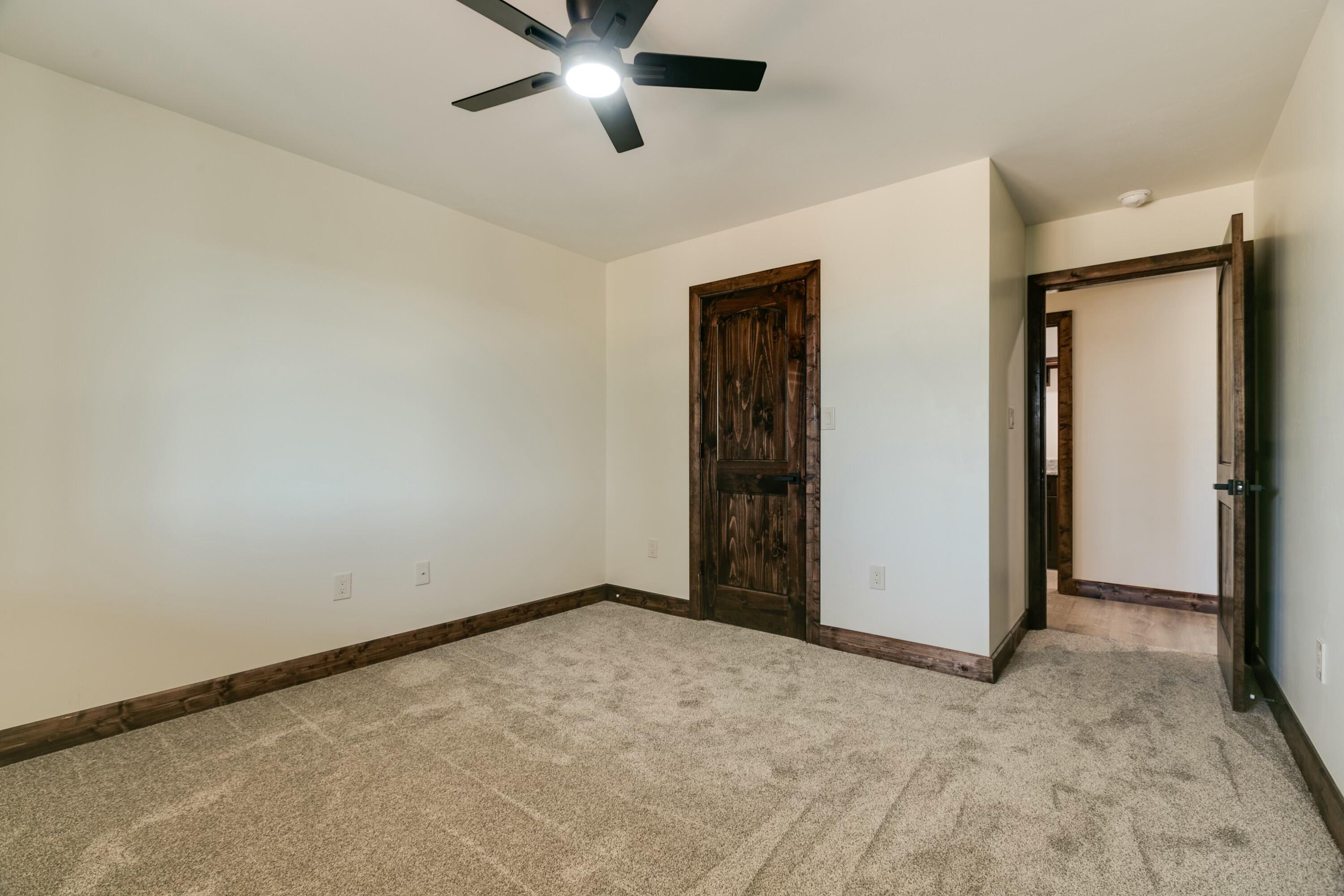 16 BRIARWOOD Court