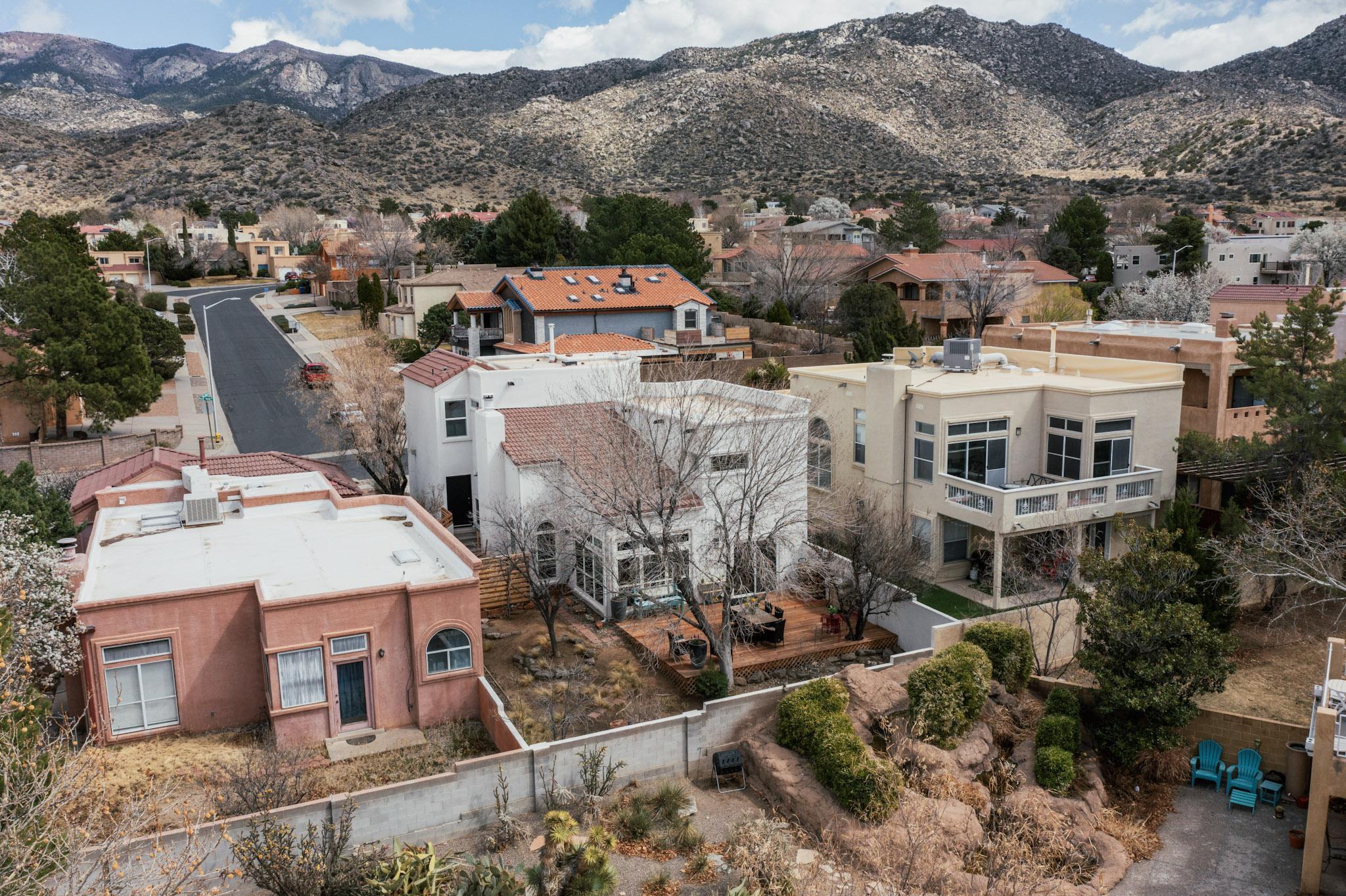1249 Monte Verde Drive NE