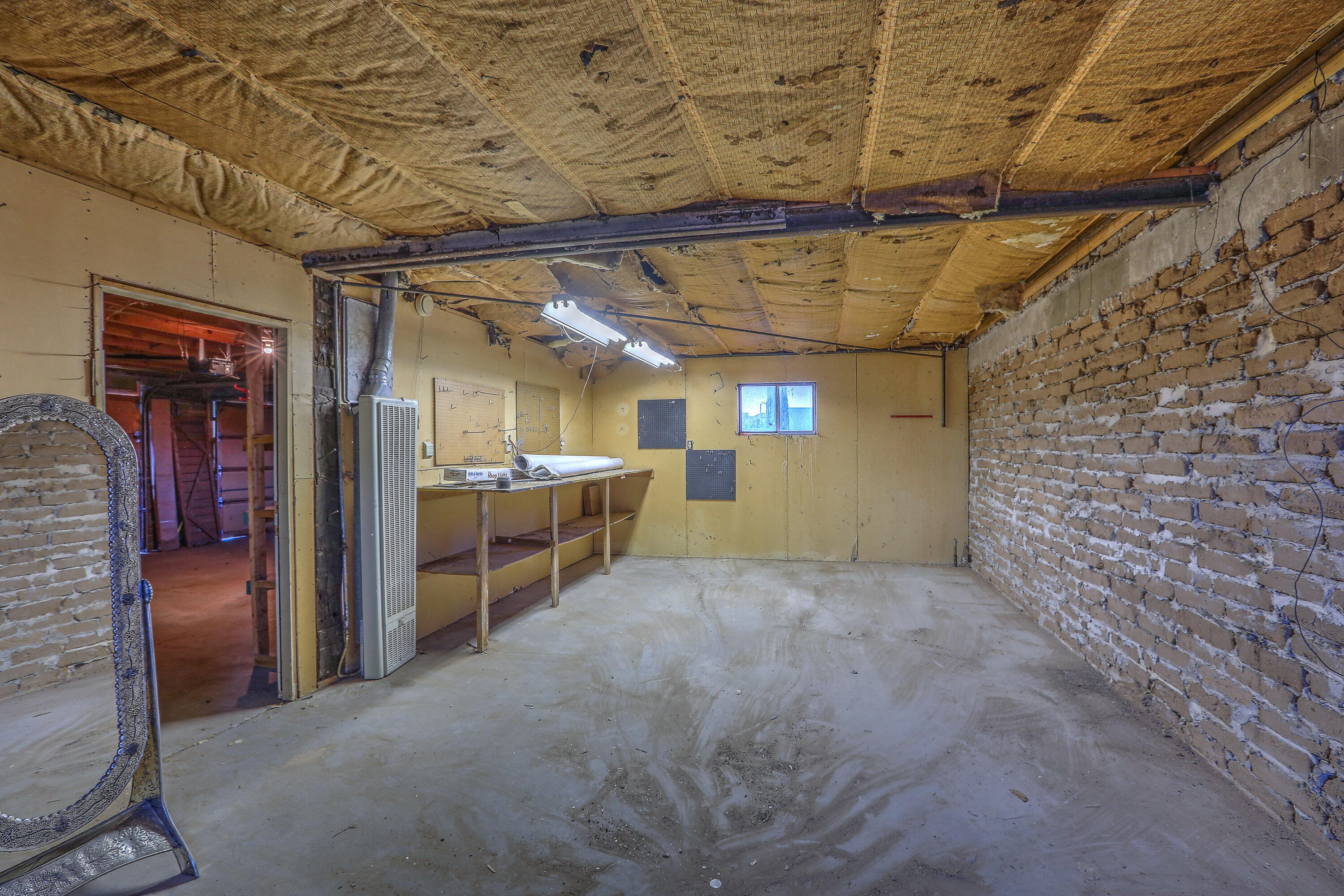 3805 RIVERVIEW Road NW