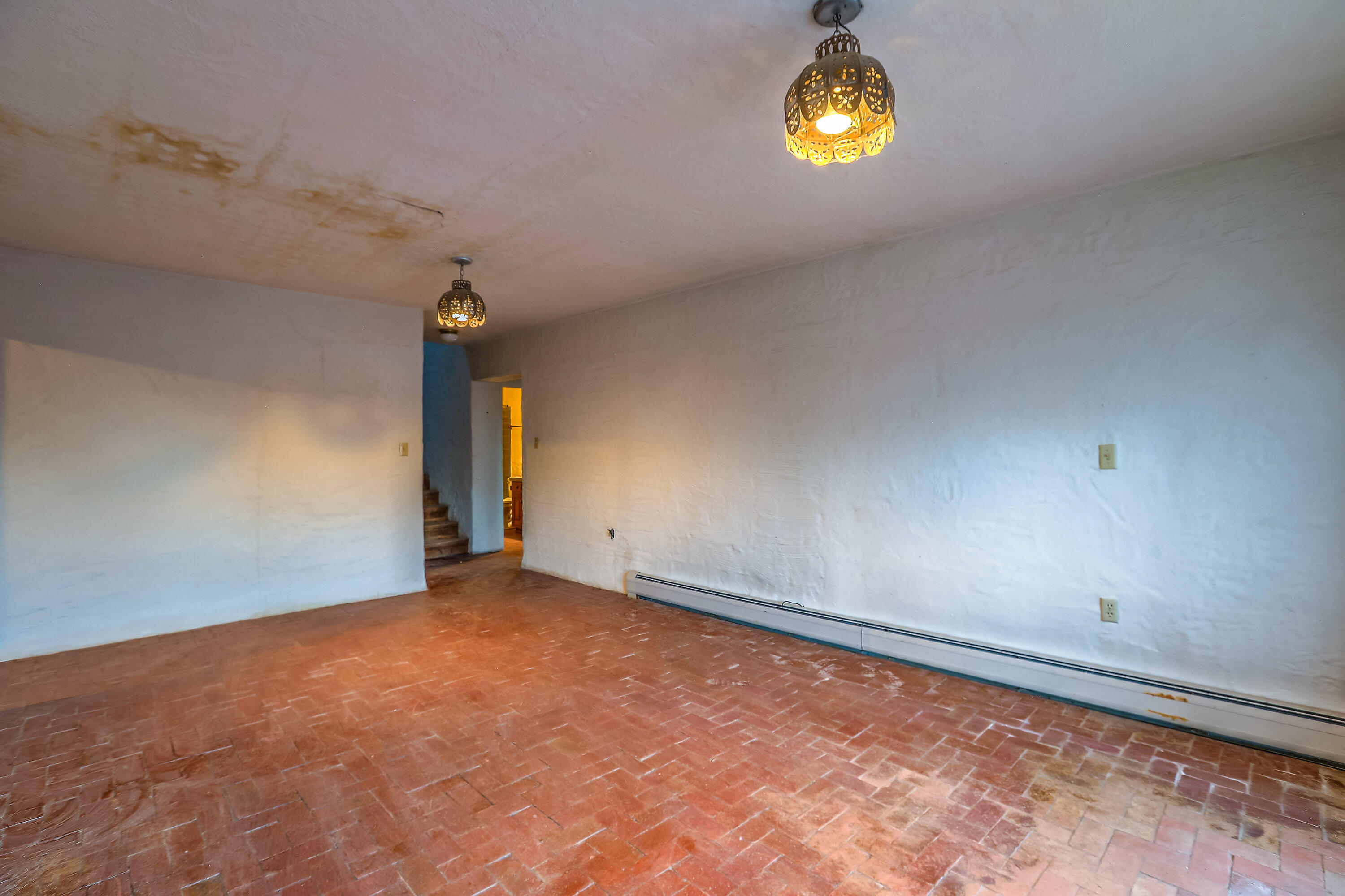 3805 RIVERVIEW Road NW