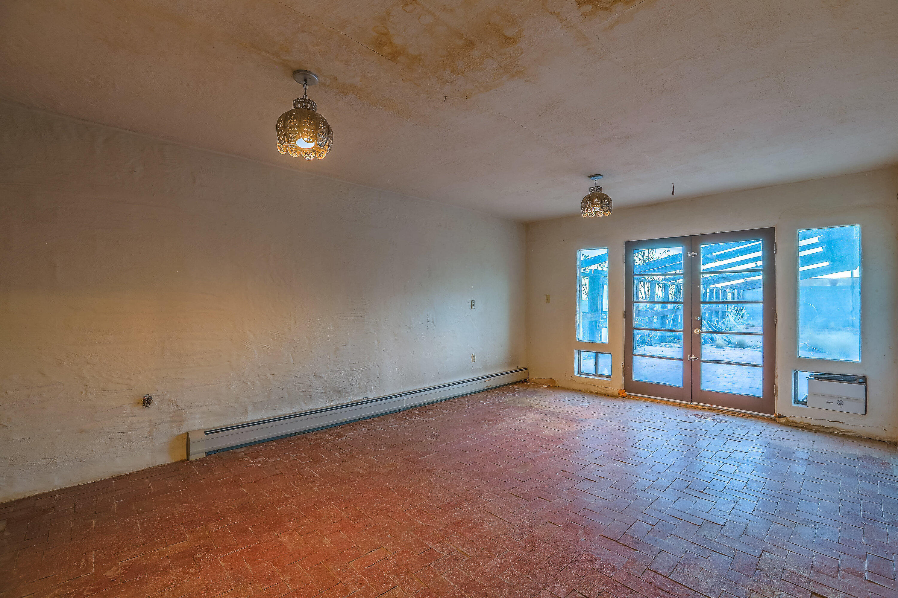 3805 RIVERVIEW Road NW