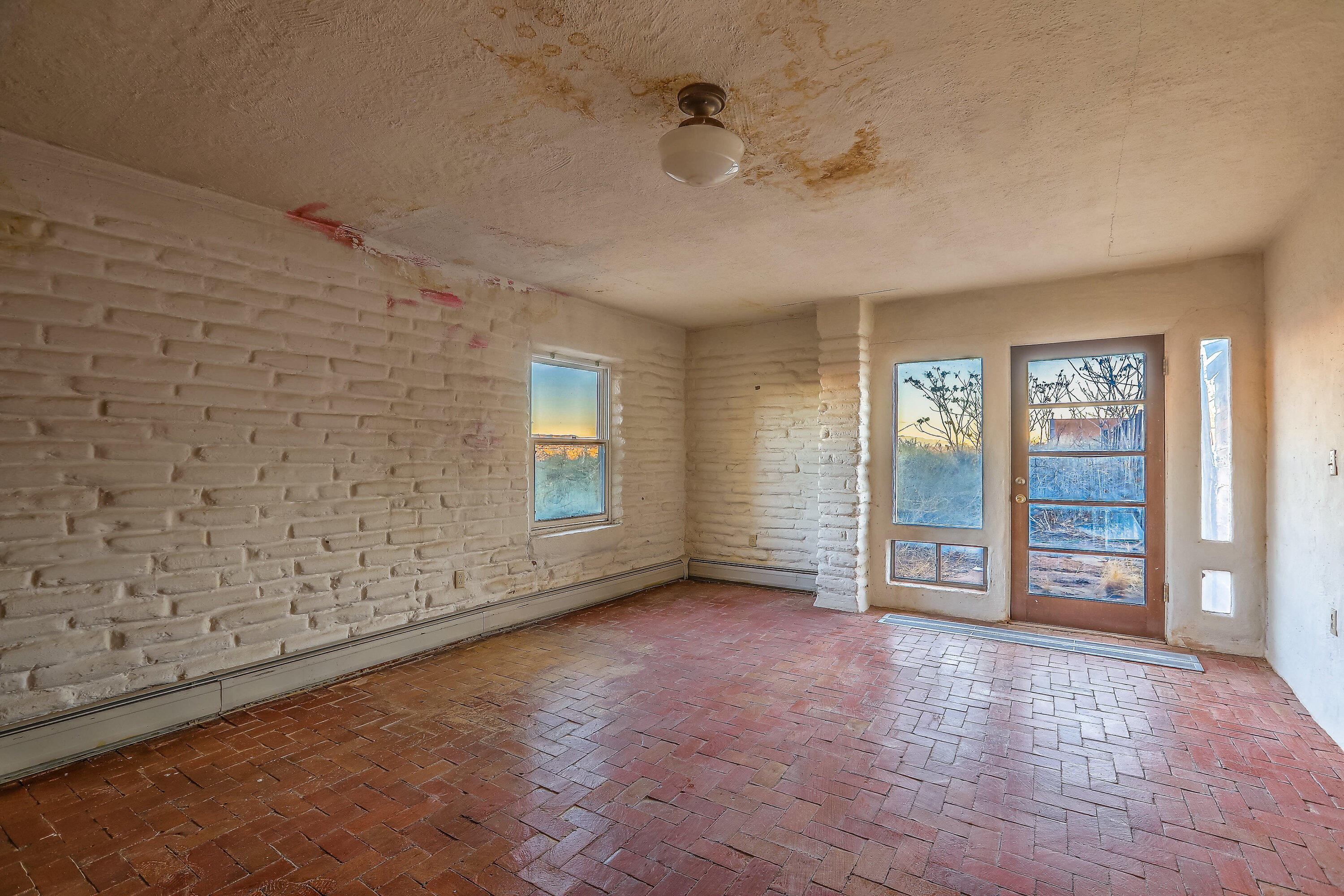 3805 RIVERVIEW Road NW