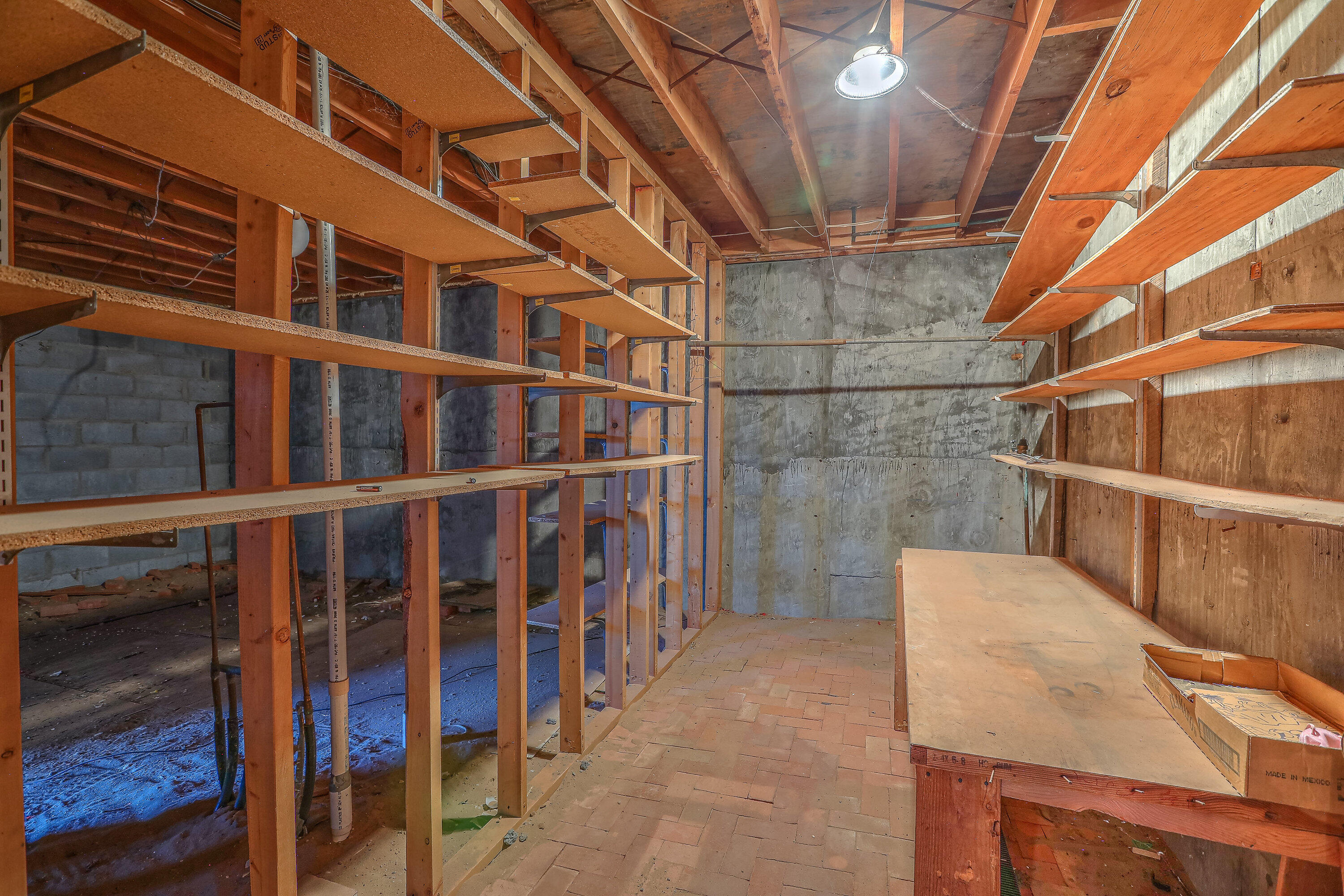 3805 RIVERVIEW Road NW