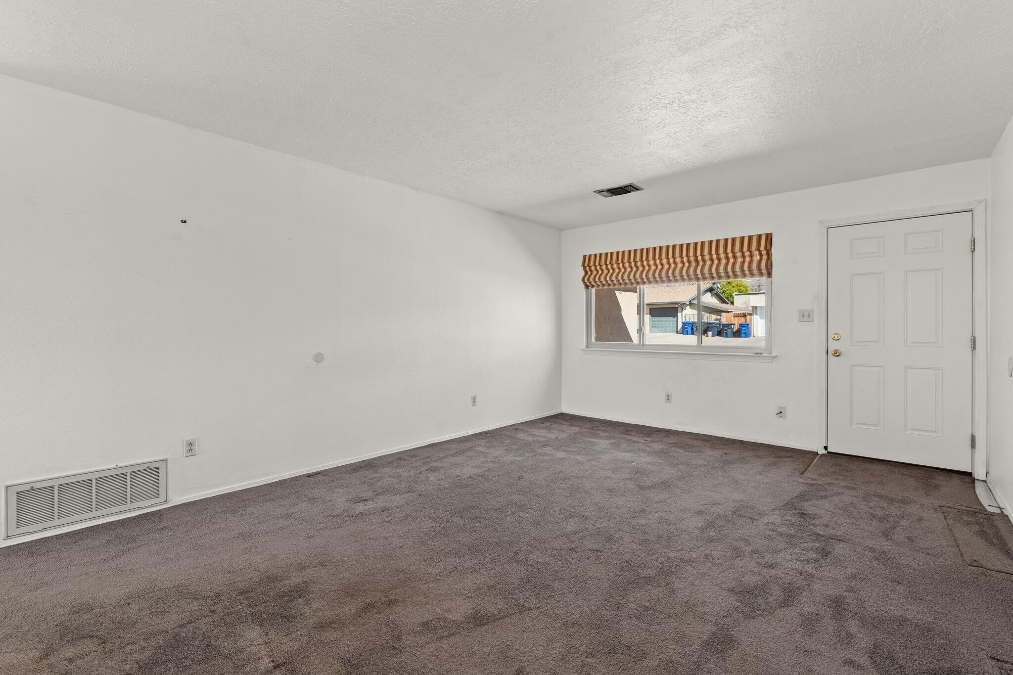 1809 KIRBY Court NE
