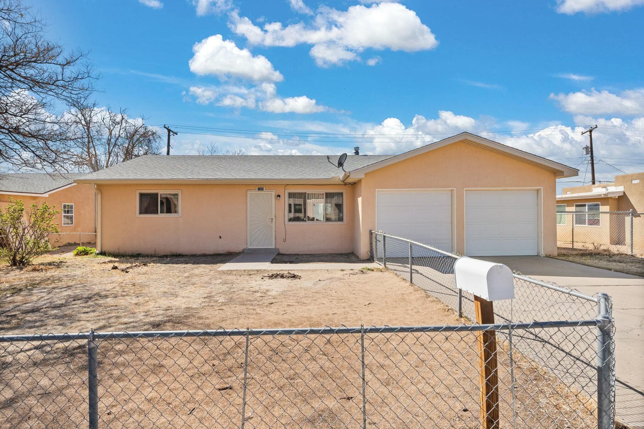 1809 KIRBY Court NE