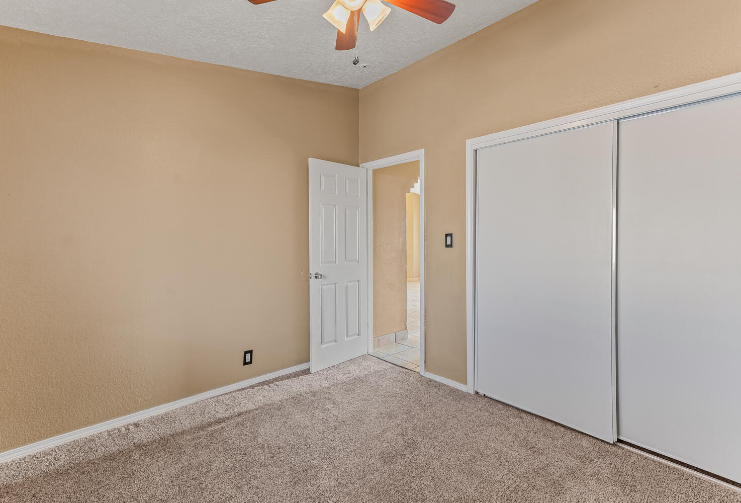1309 QUARTZ Drive SW