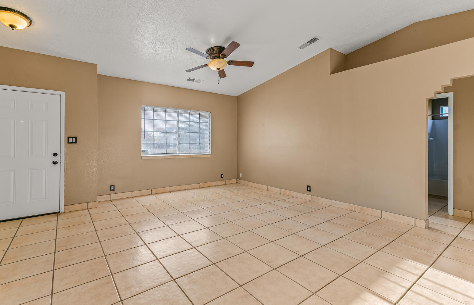 1309 QUARTZ Drive SW