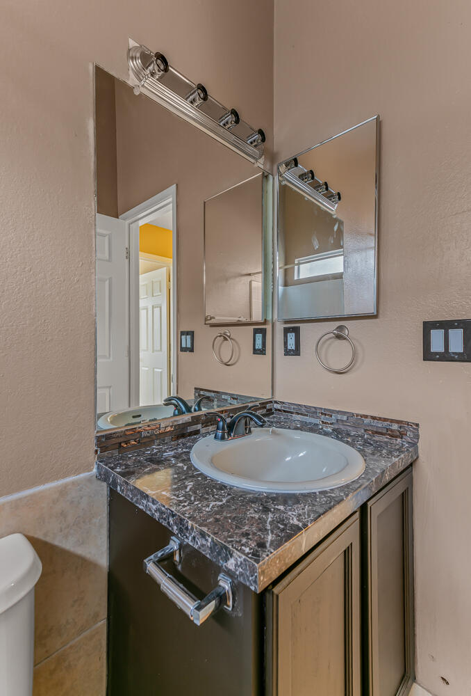 1309 QUARTZ Drive SW