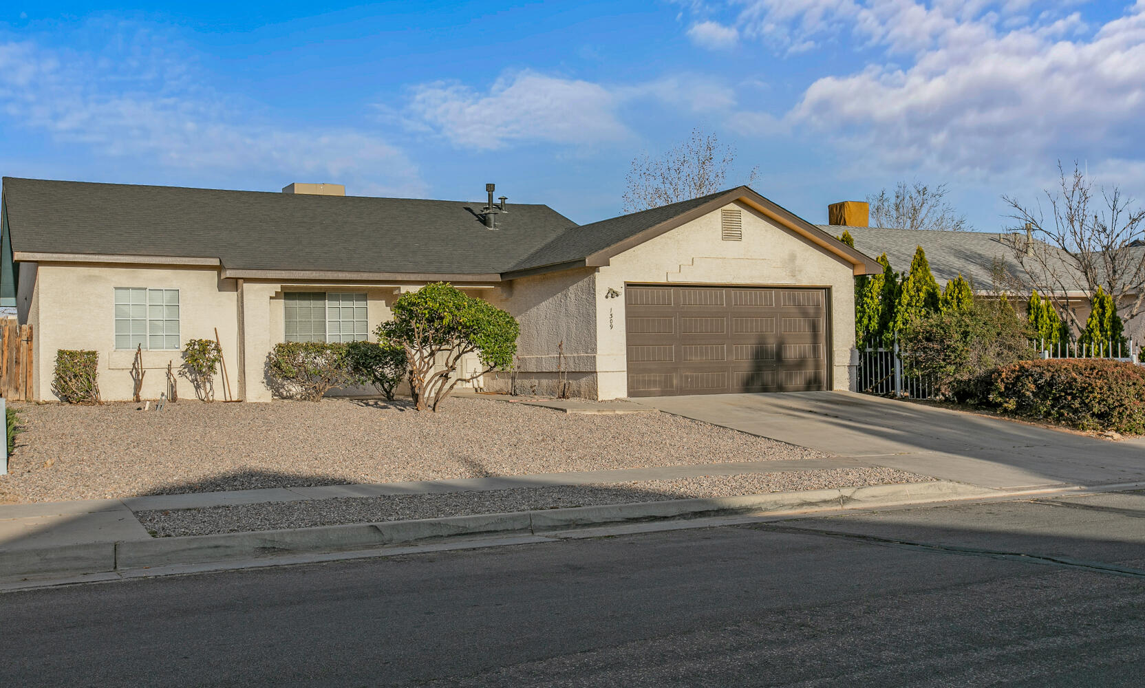 1309 QUARTZ Drive SW